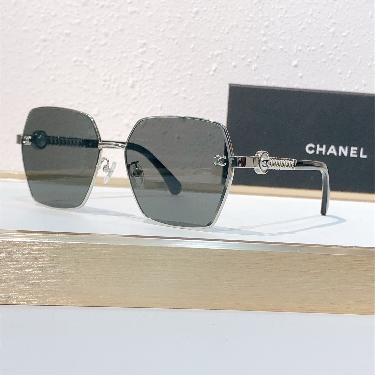 Chanel CHANE*