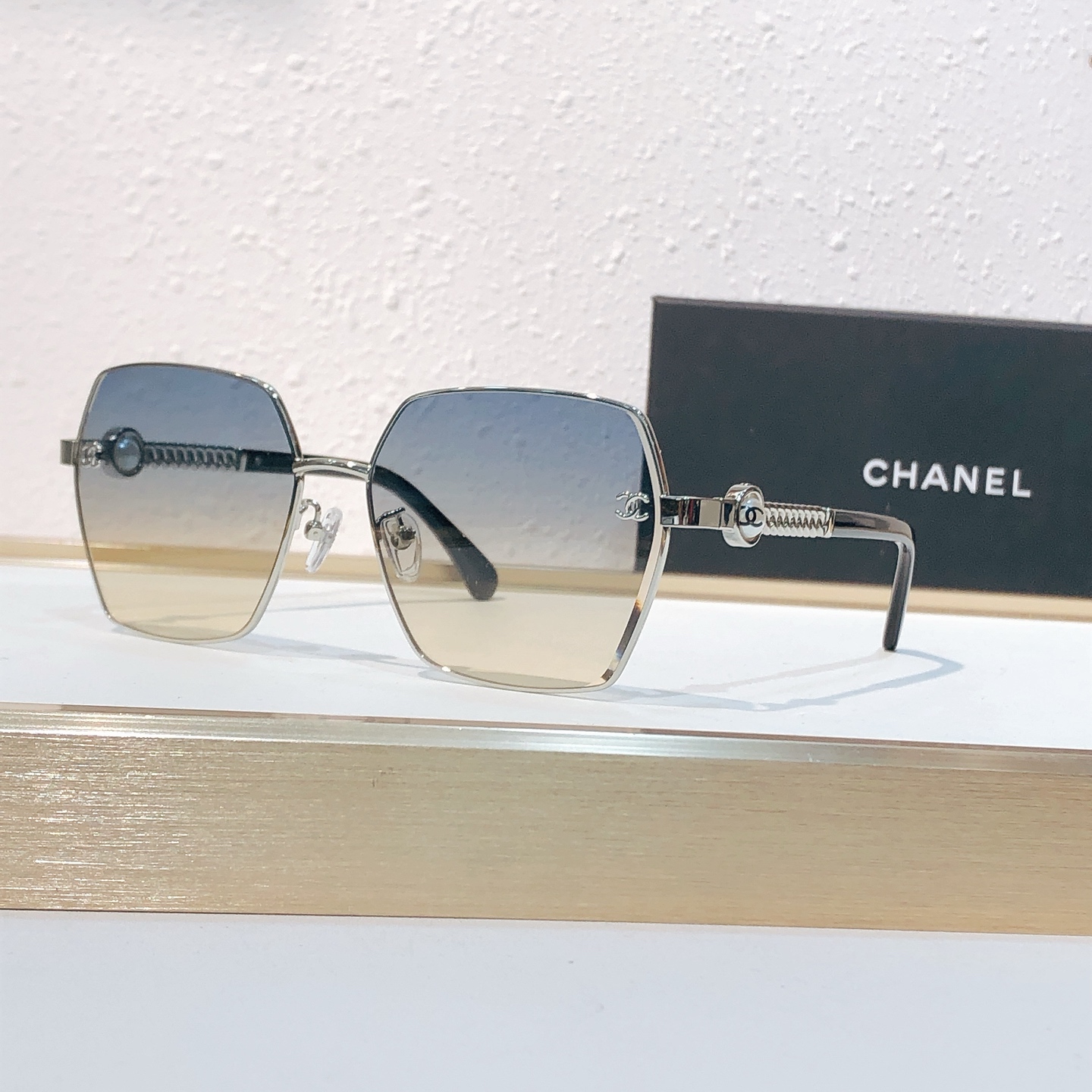 Chanel CHANE*