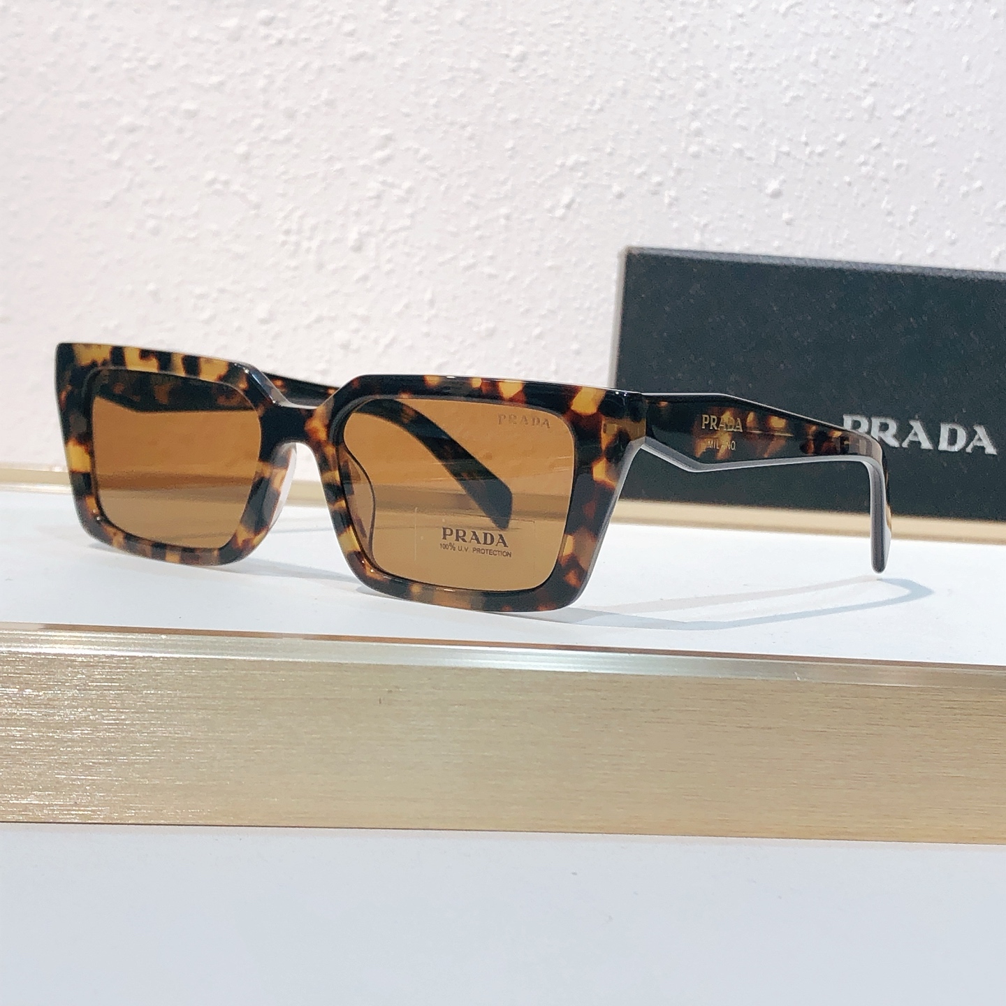 Prada PRAD*
