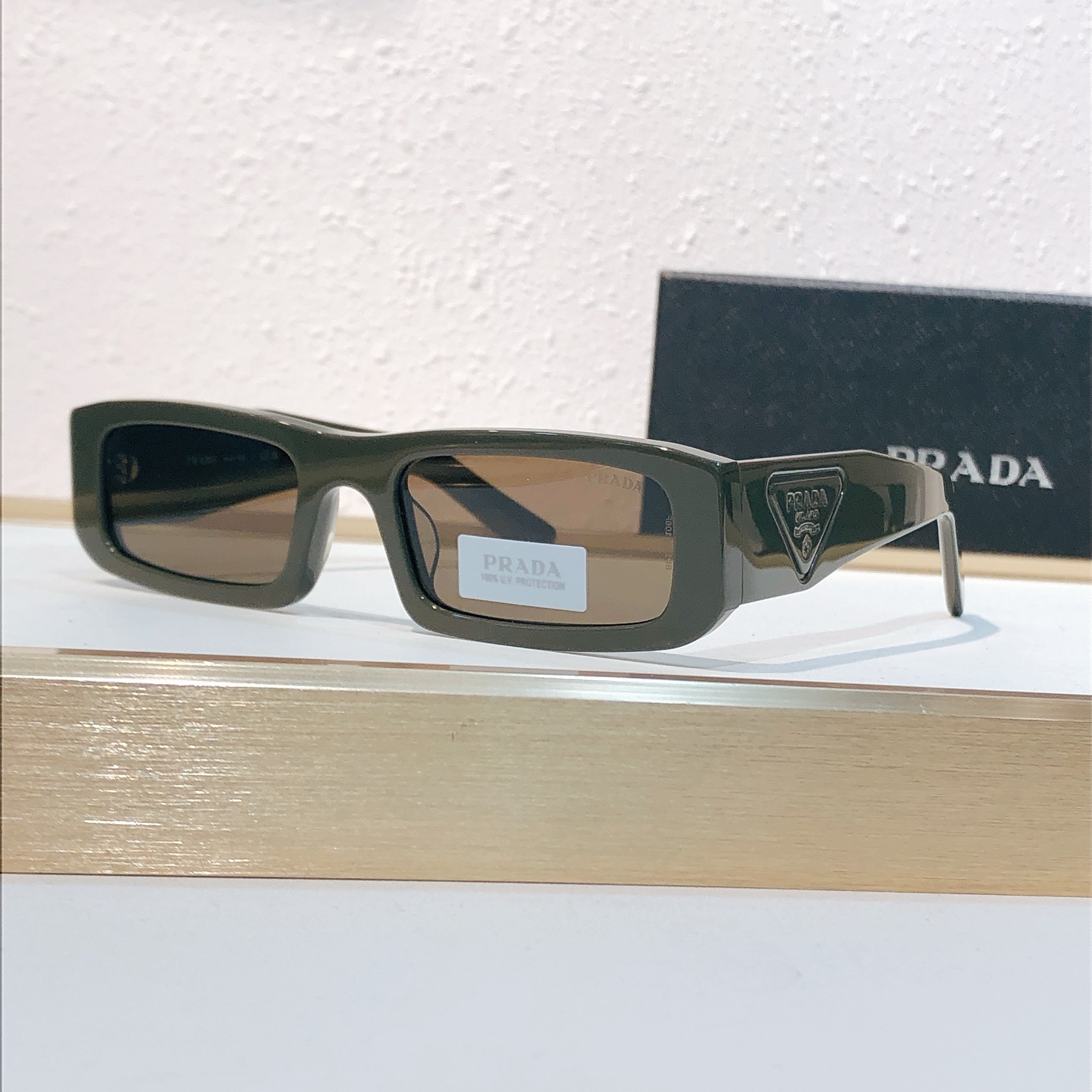 Prada PRAD*