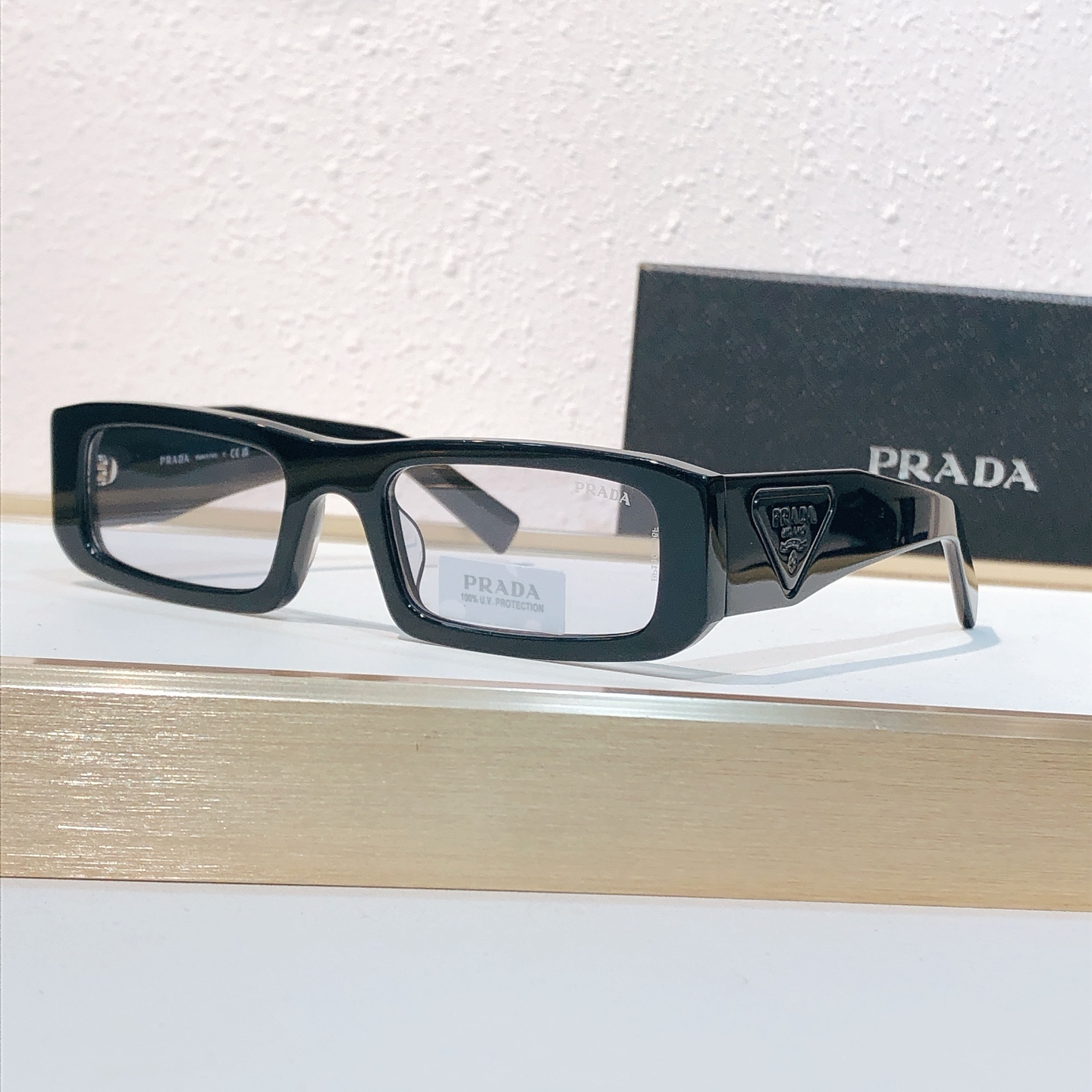 Prada PRAD*