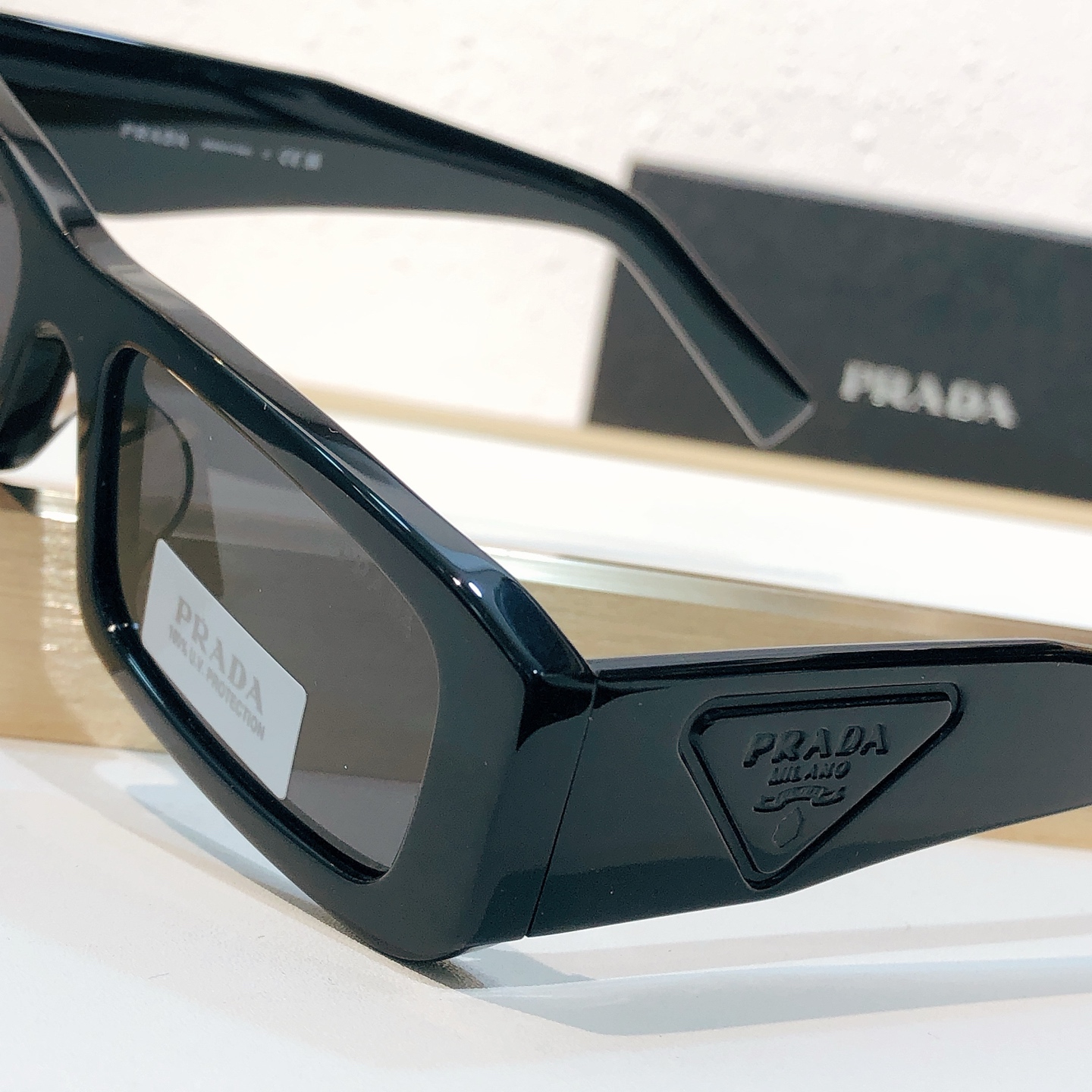 Prada PRAD*