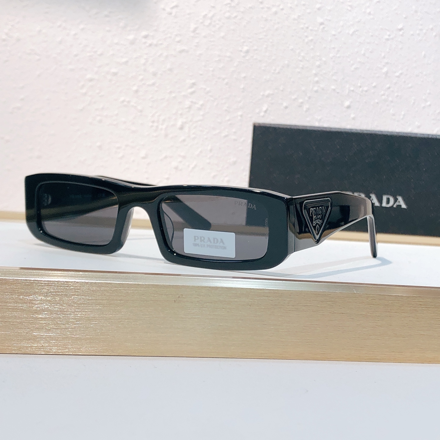Prada PRAD*