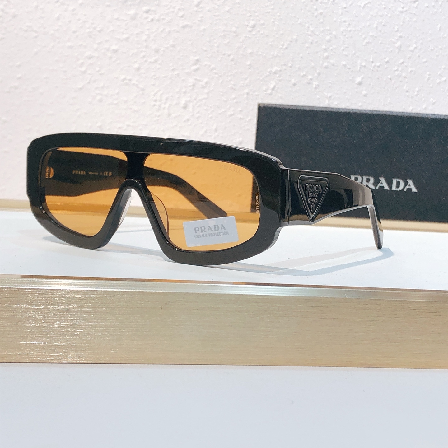Prada PRAD*