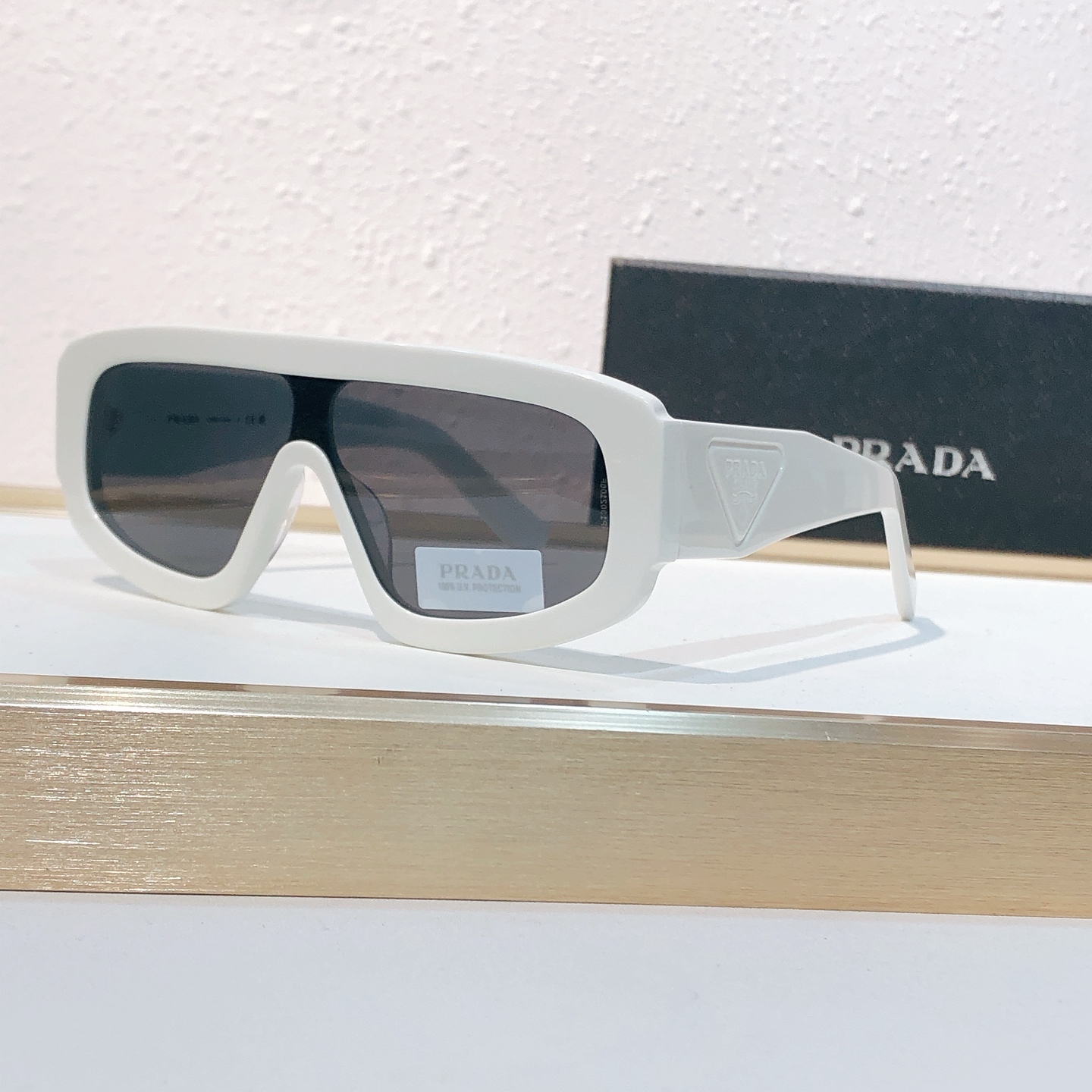 Prada PRAD*