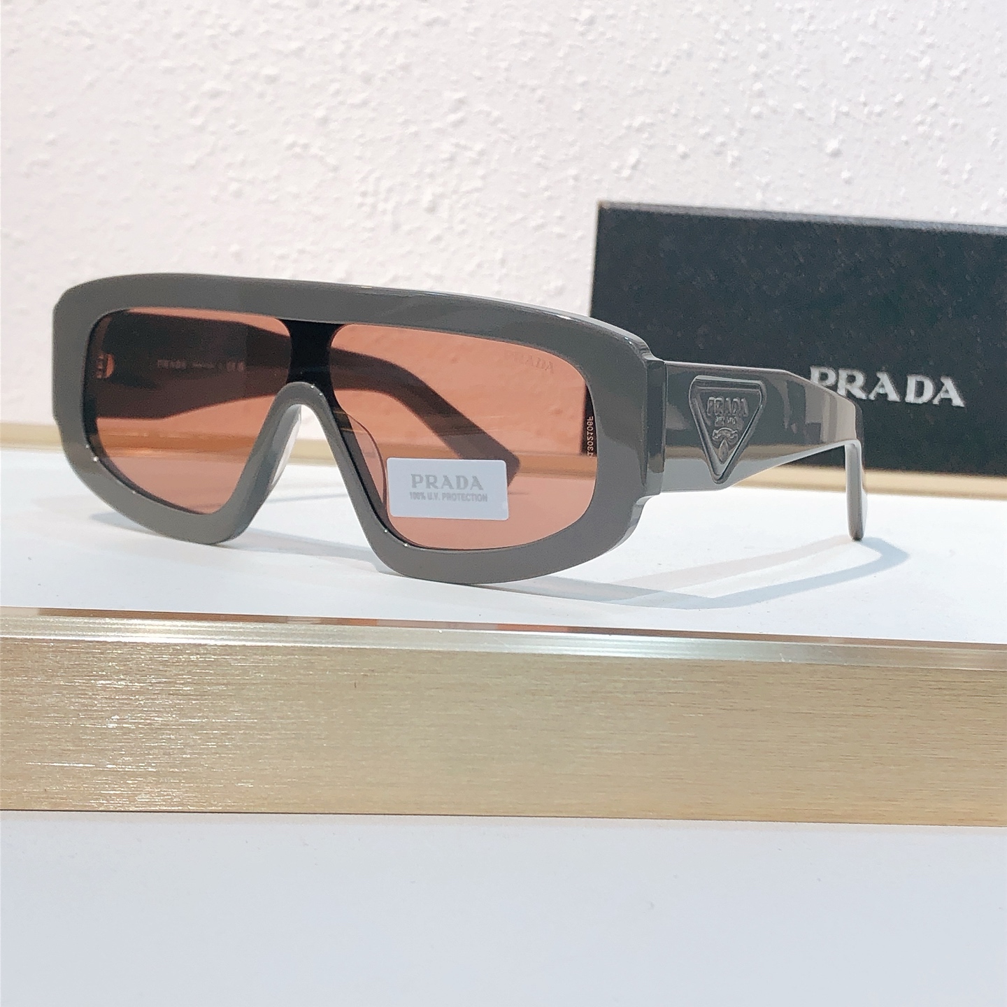 Prada PRAD*