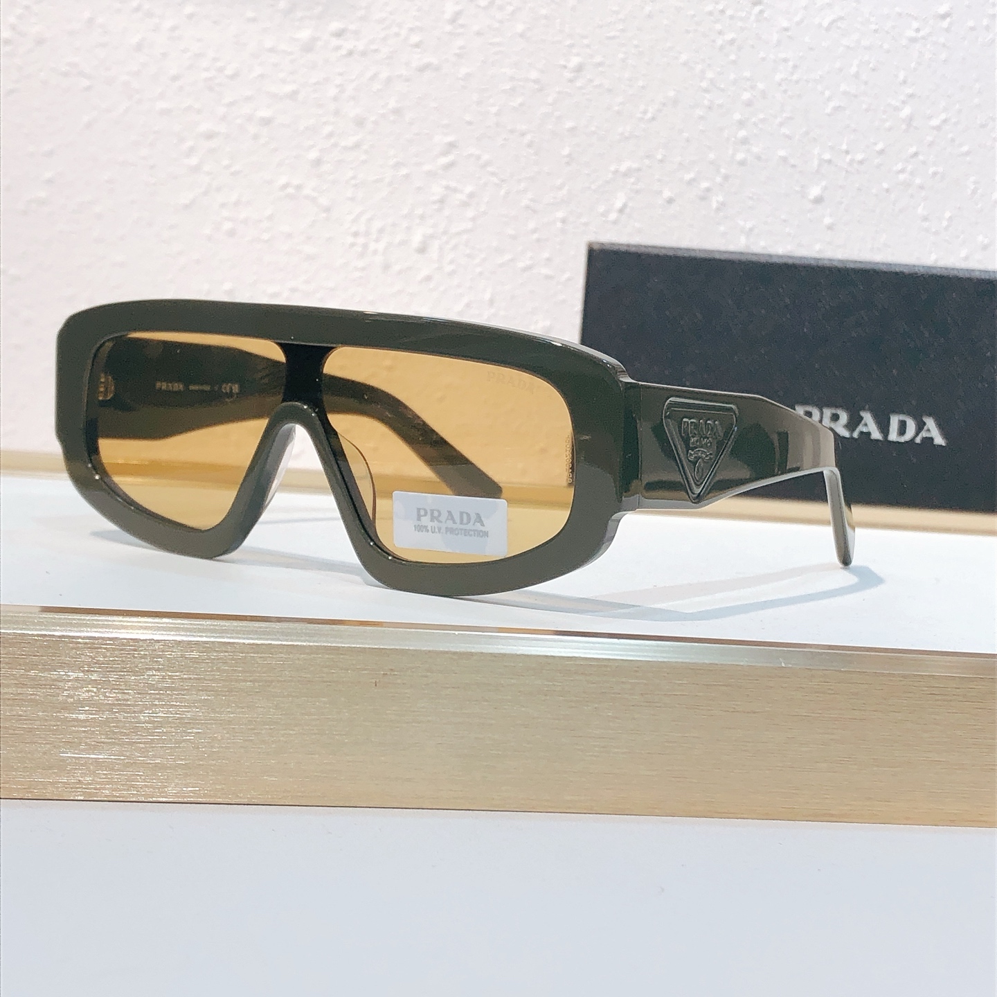 Prada PRAD*