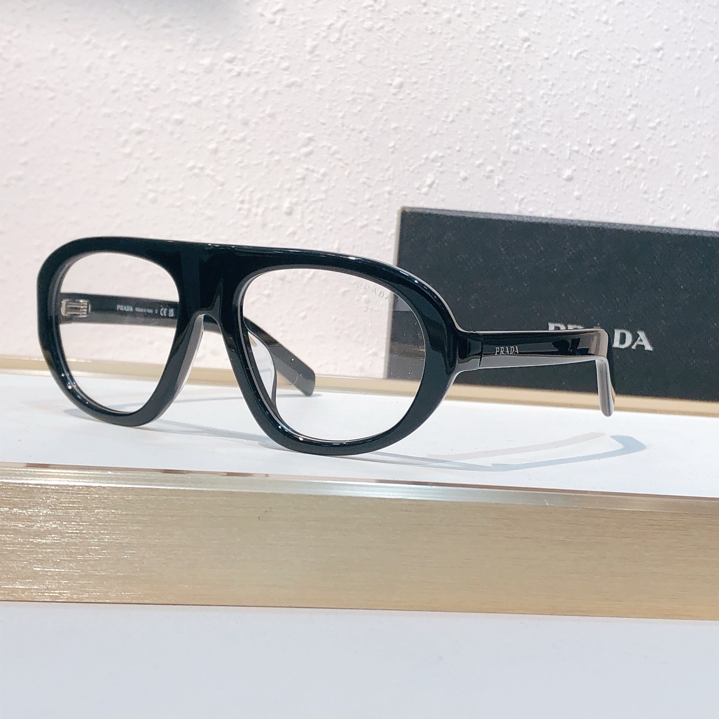 Prada PRAD*