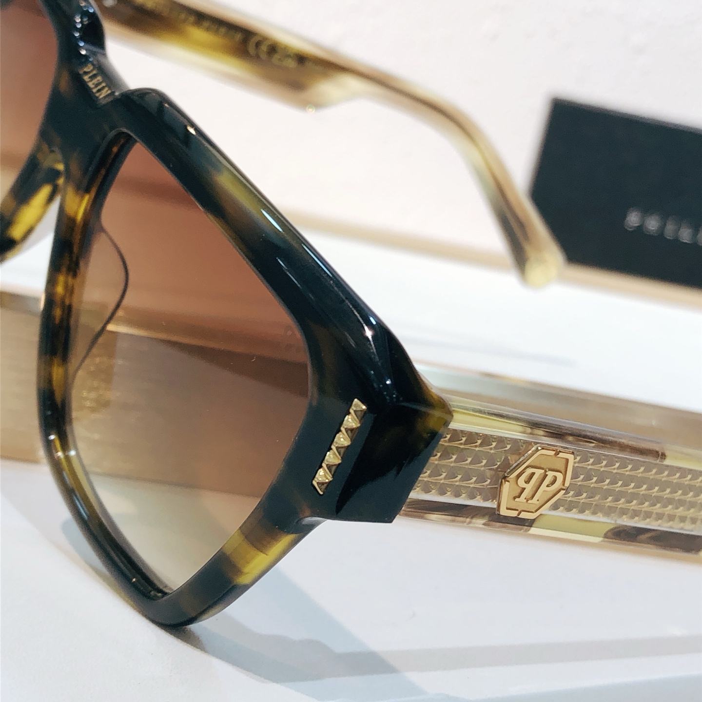 Unknown PHILIPP PLEIN*MODEL:SPP201M