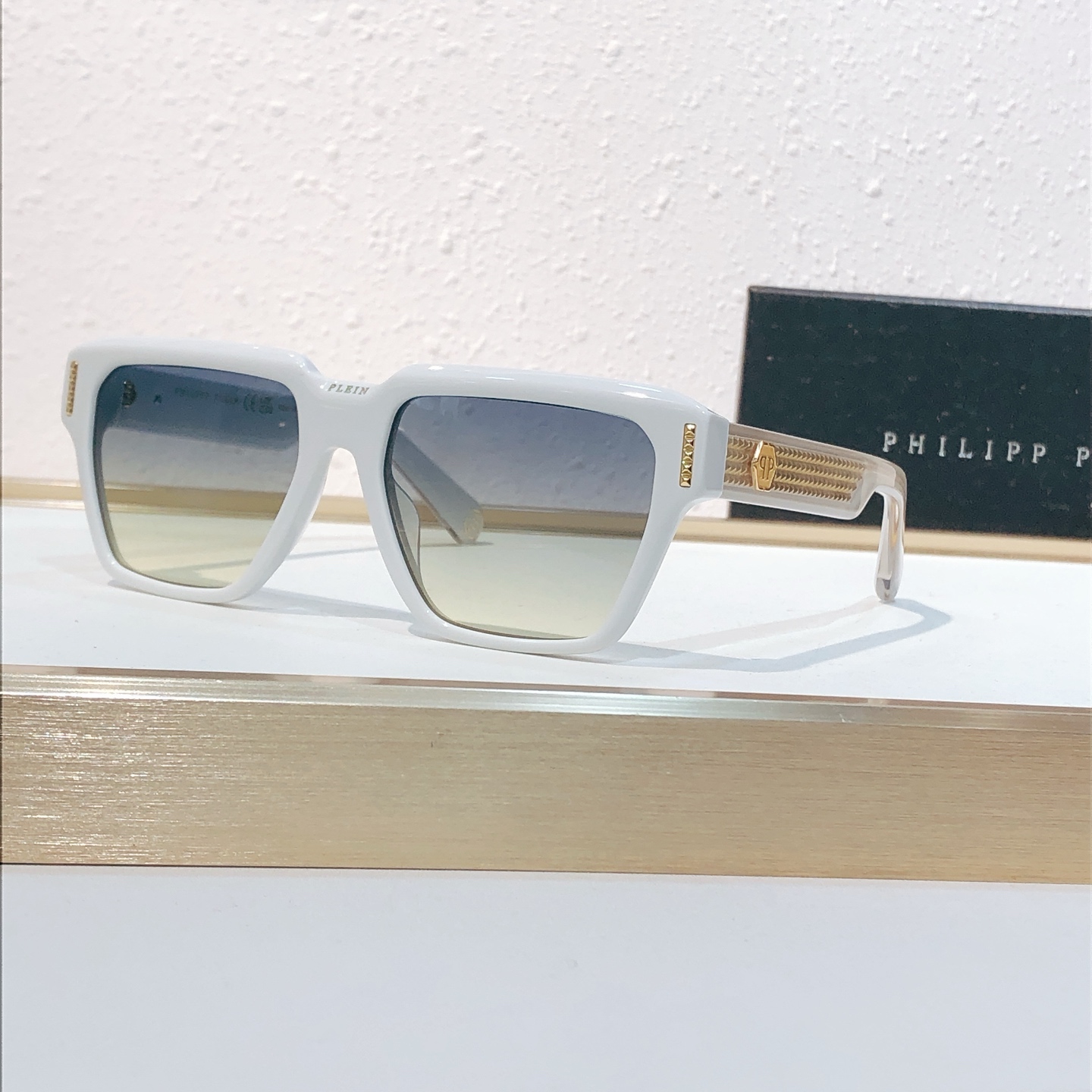 Unknown PHILIPP PLEIN*MODEL:SPP201M