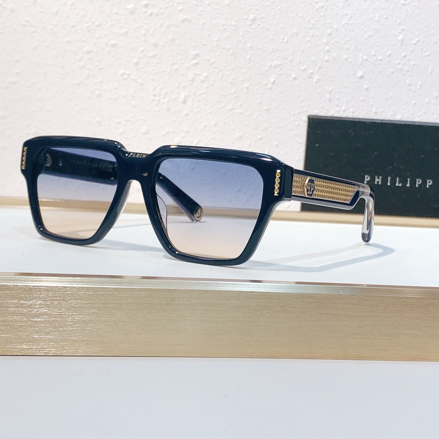 Unknown PHILIPP PLEIN*MODEL:SPP201M