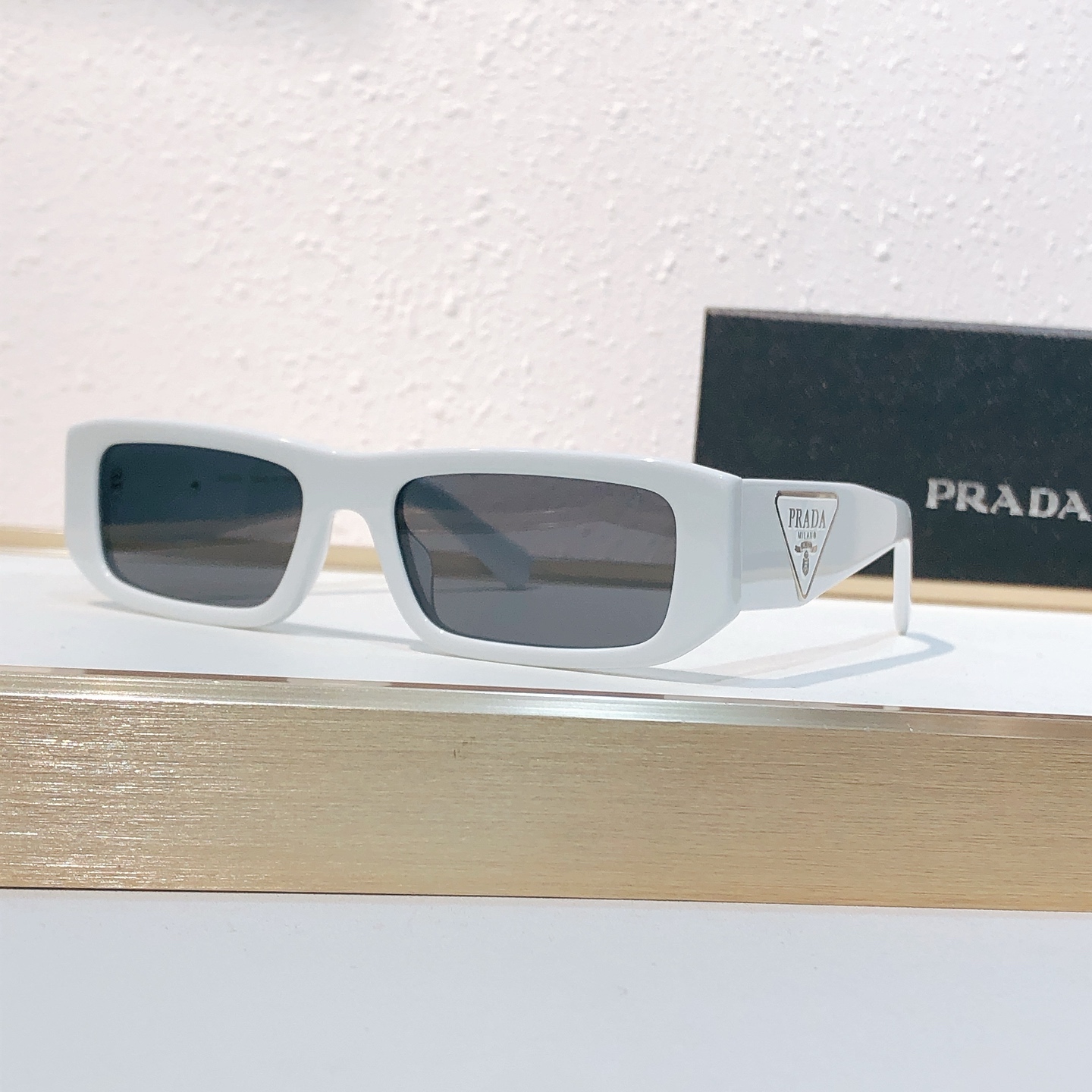 Prada PRAD*