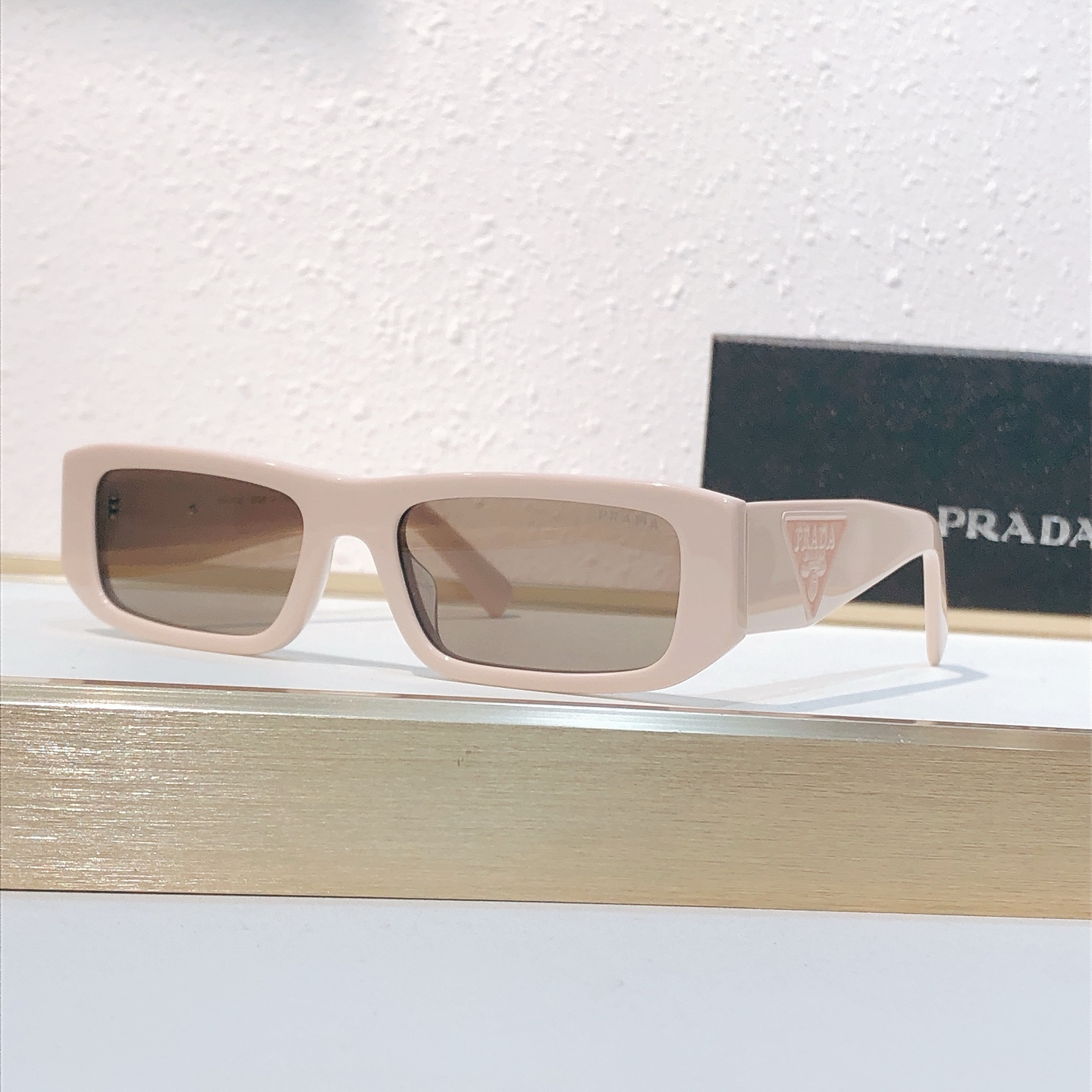 Prada PRAD*