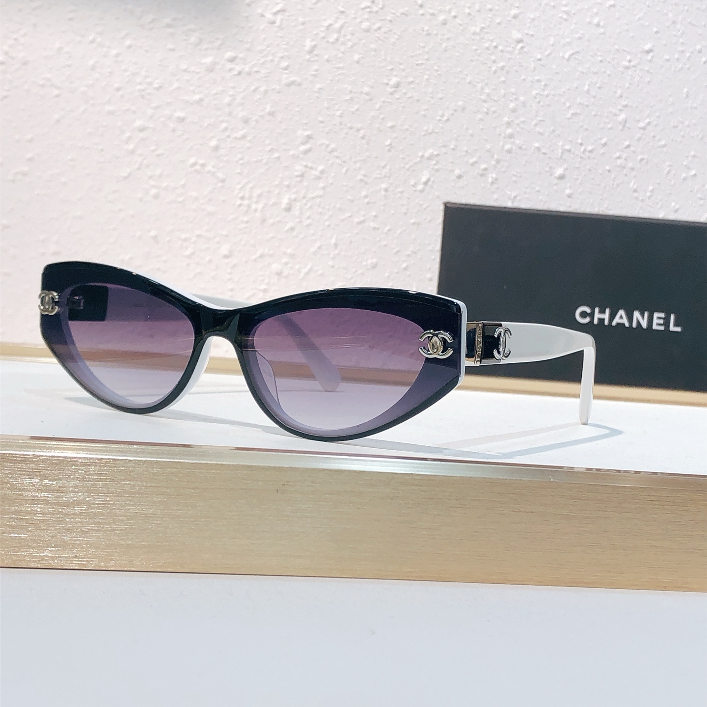 Chanel CHANE* MODEL：CH1907Q