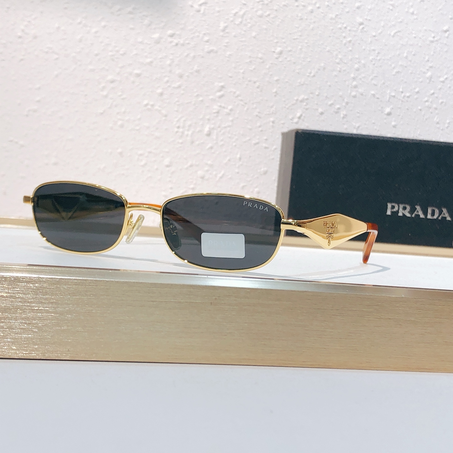 PRADA新品\nMODEL：PRD50S\nSIZE：57口16-140\n