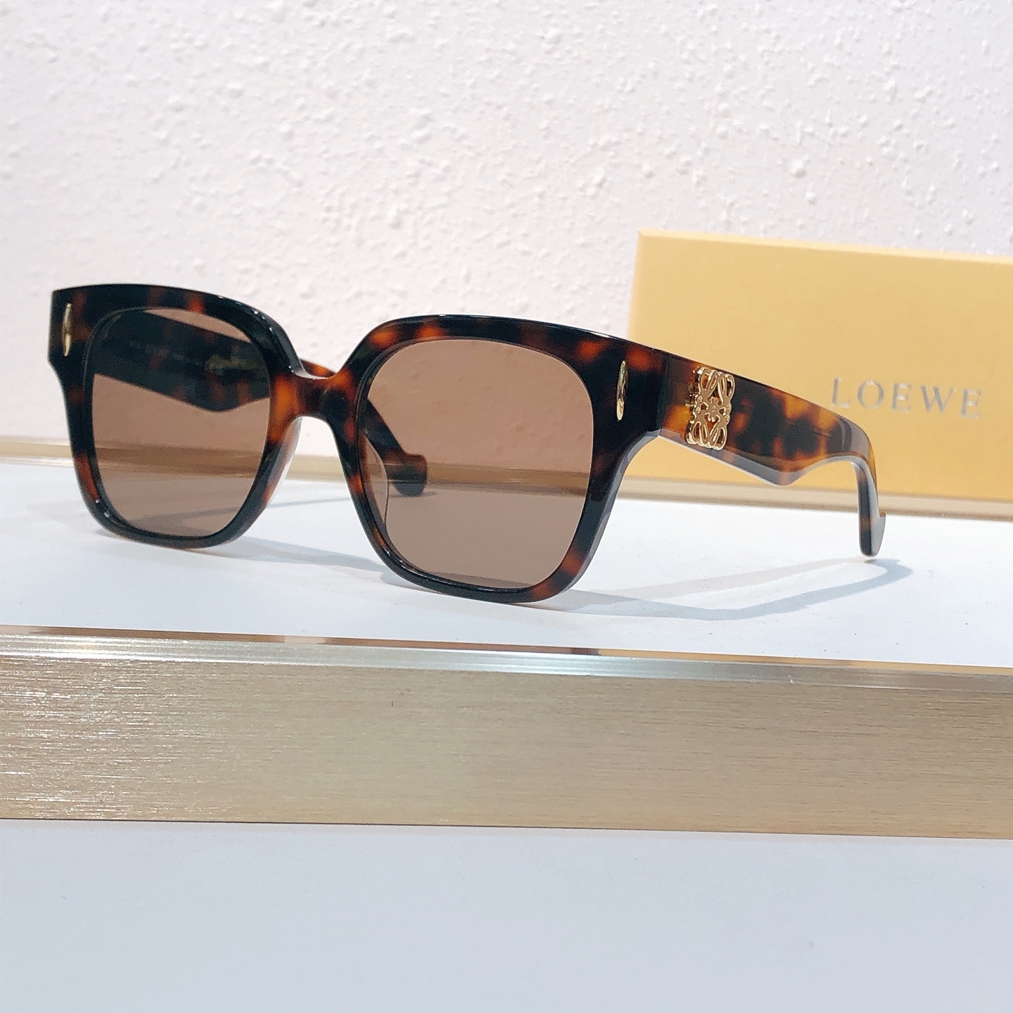 Очки Loewe LW50069I черепаховый цвет