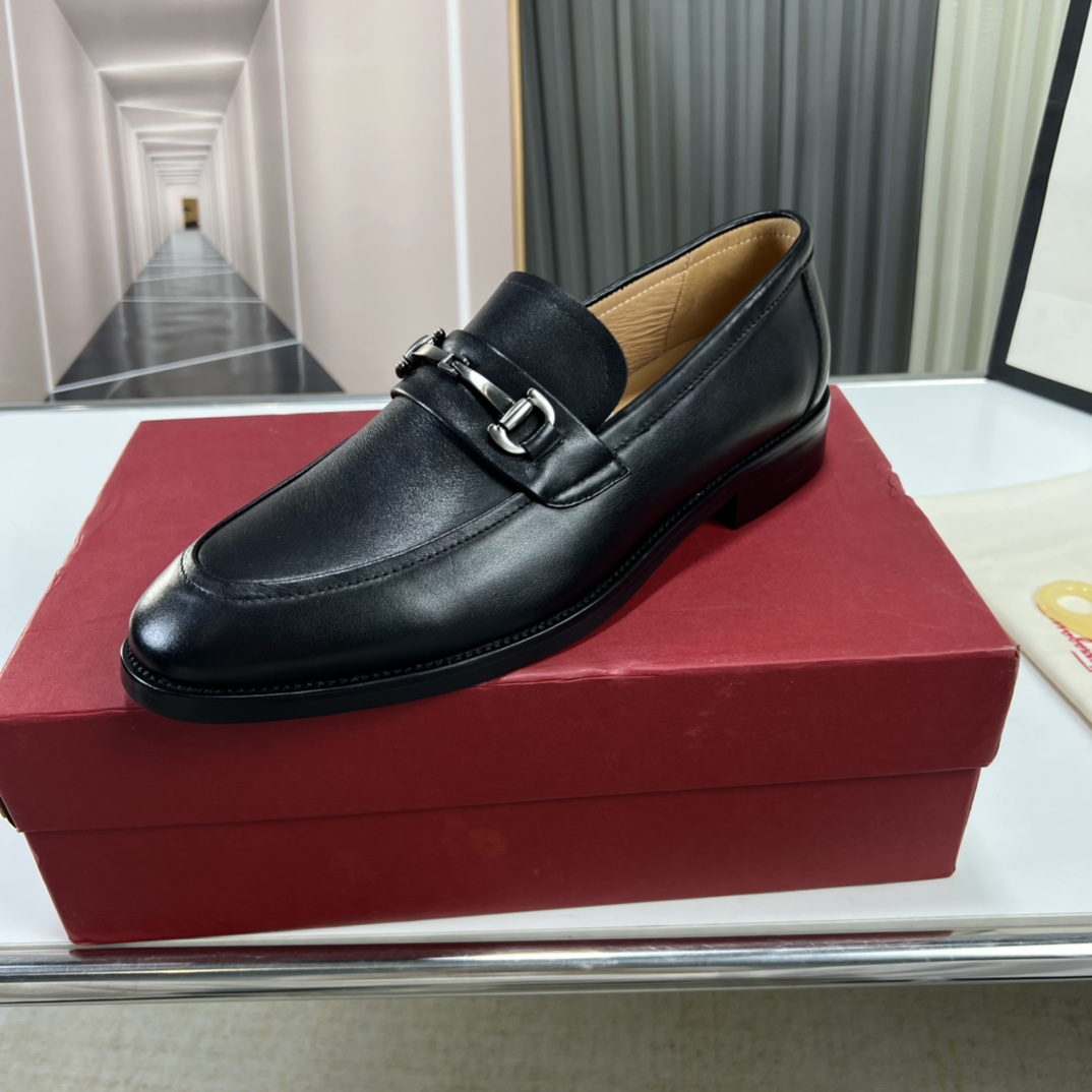 Fábrica Ferragamo: zapatos de cuero informales de negocios para hombres, todos hechos de cuero de marca original import…
