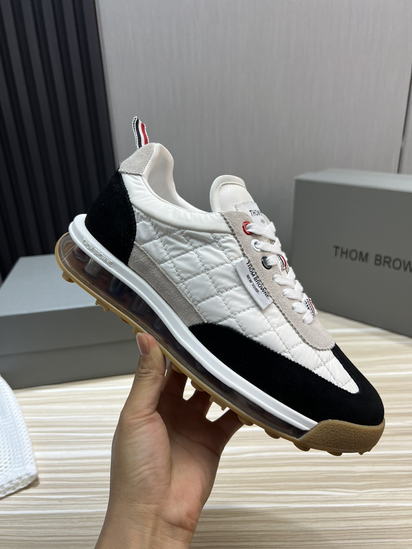 Thom Browne Men's Fashion Sneakers - Leather, Embroidered, Cushioned Sole 8 i1700682460 8089 7