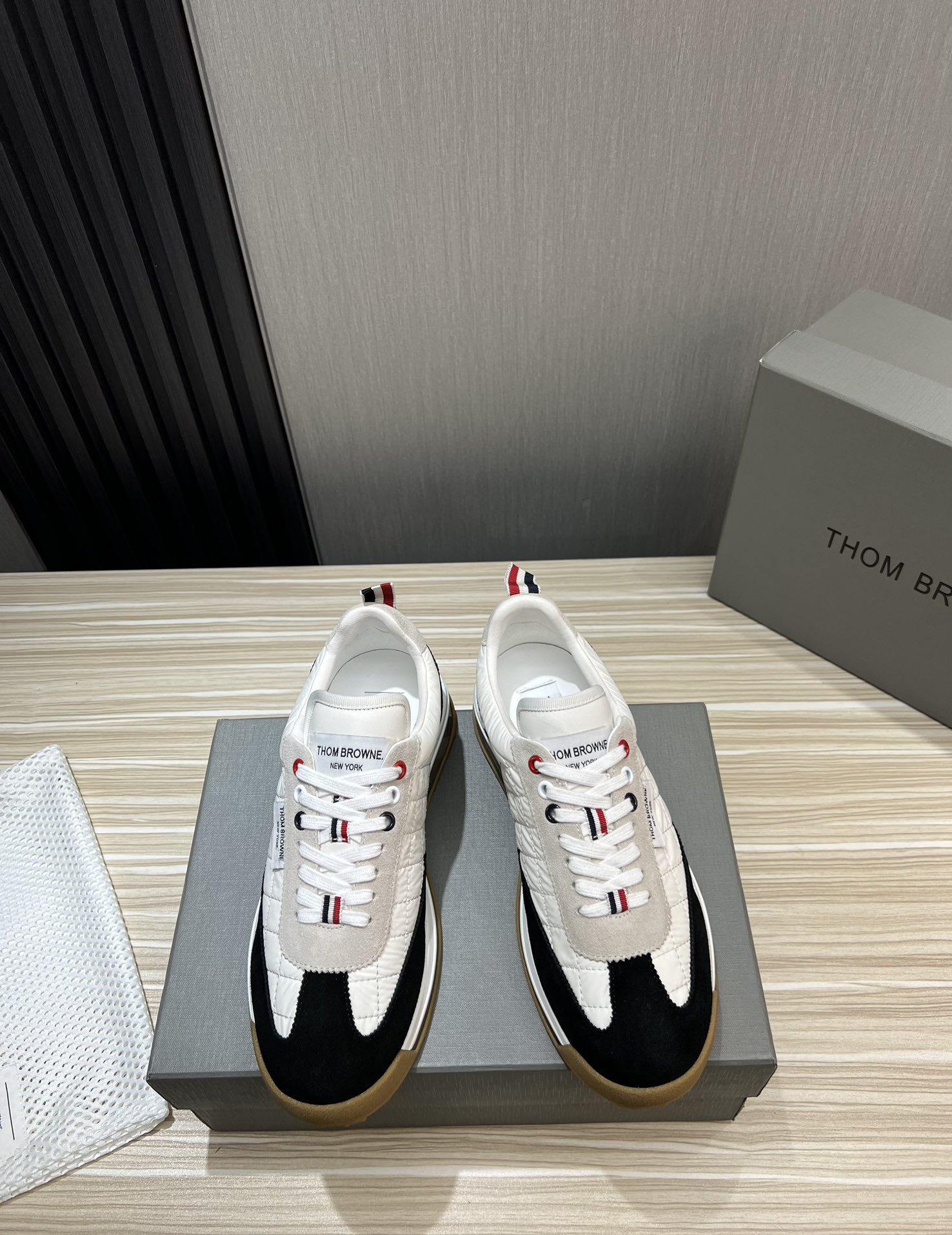 Thom Browne Men's Fashion Sneakers - Leather, Embroidered, Cushioned Sole 3 i1700682460 9204 1