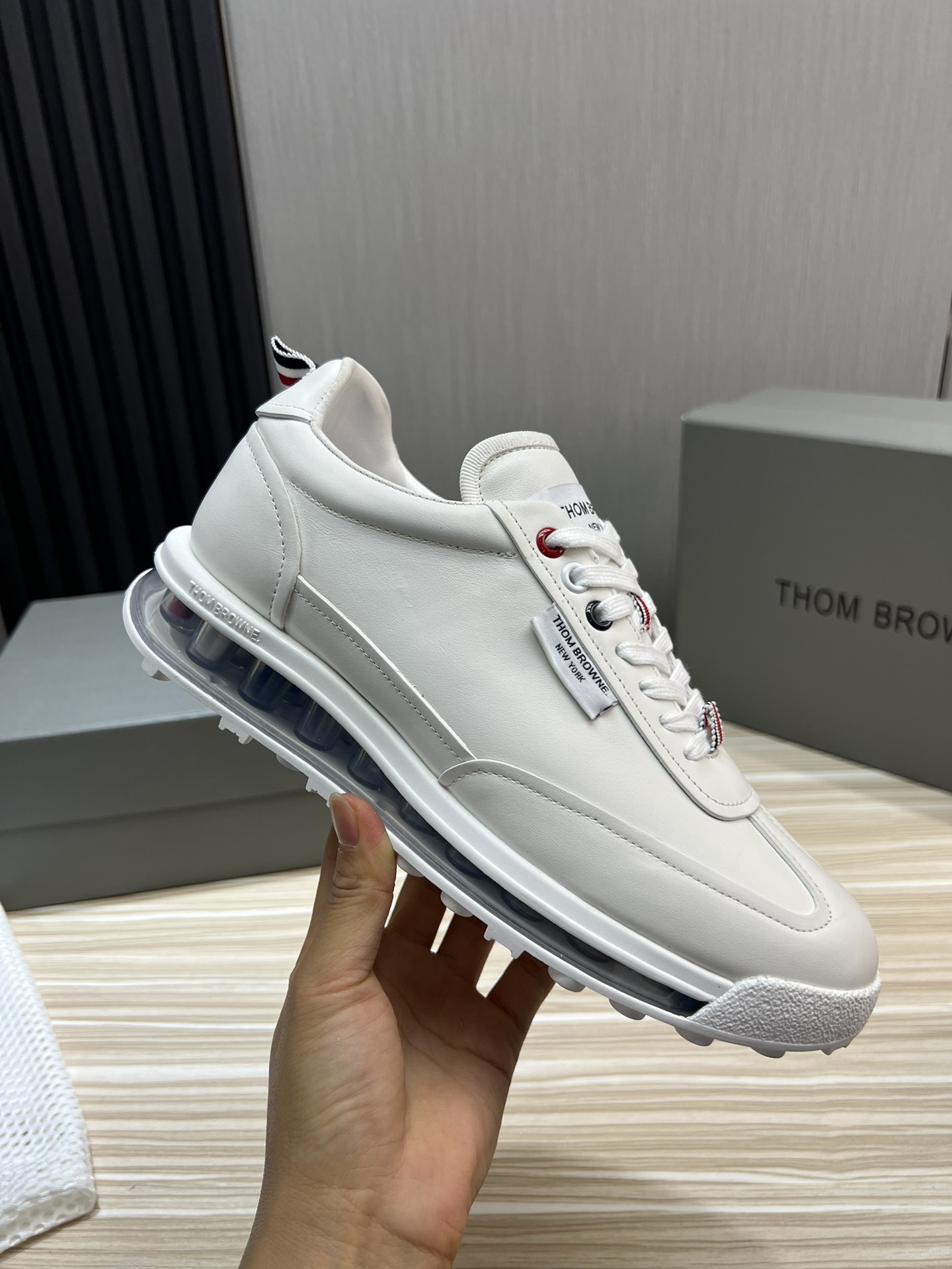 Thom Browne Men's White Leather Low-Top Sneakers Fashion Casual Shoes 8 i1700683093 1502 0