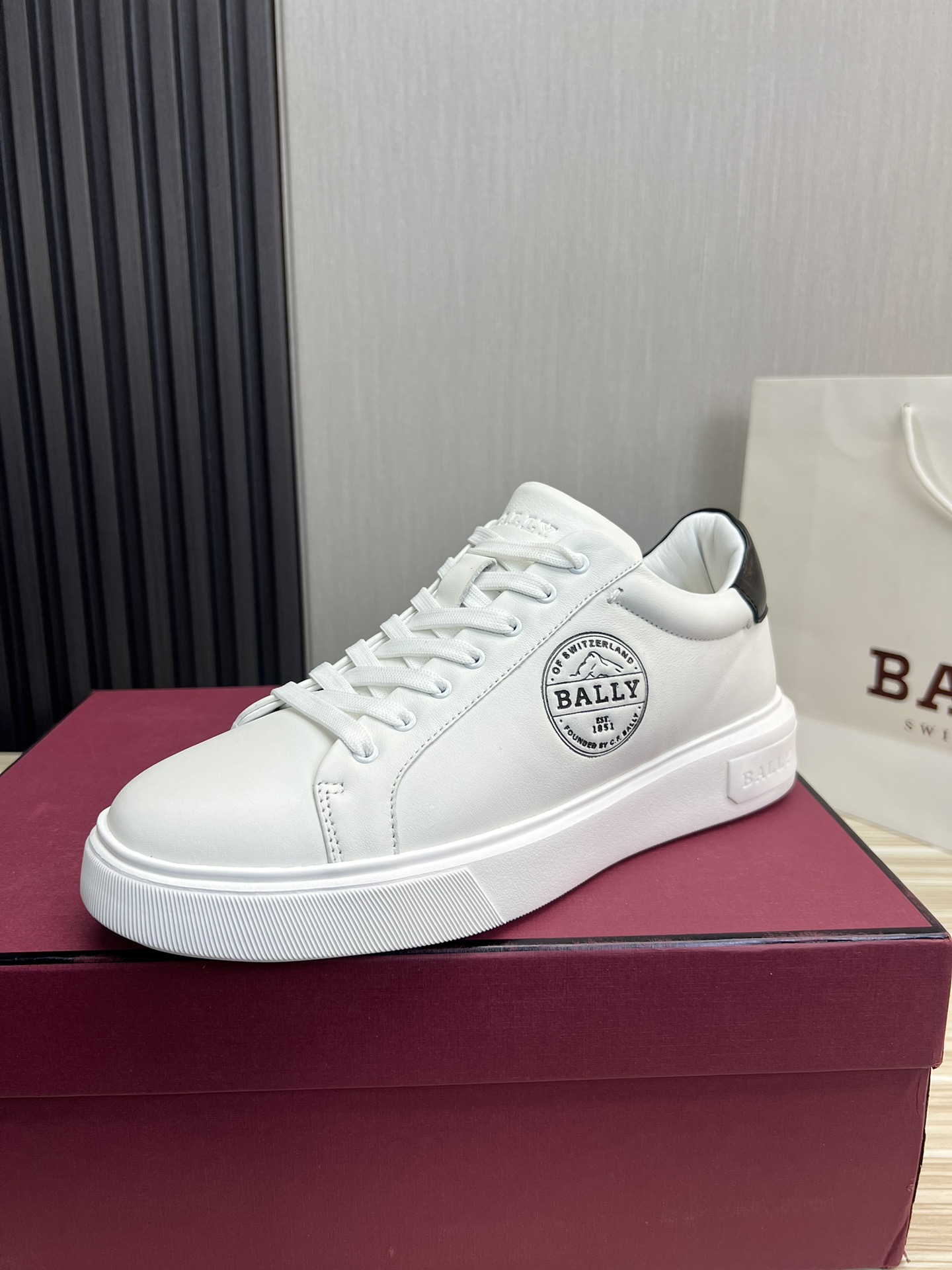 Nueva serie de productos originales de la familia Real Bally-B, envío 1:1👏 Piel de vaca de alta calidad + forro de pie…
