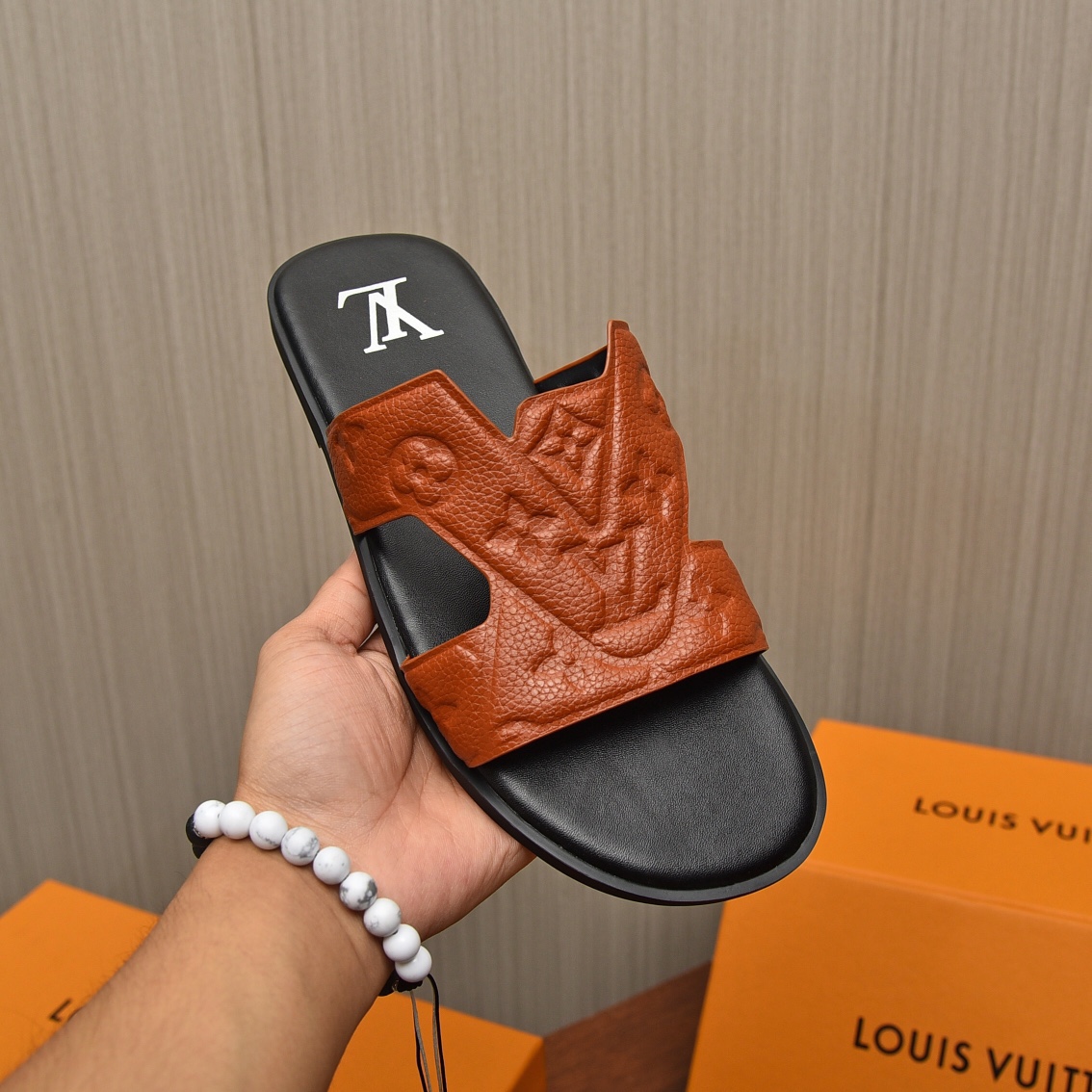 Louis Vuitton Shoes Slippers Best Capucines Replica
 Men Casual