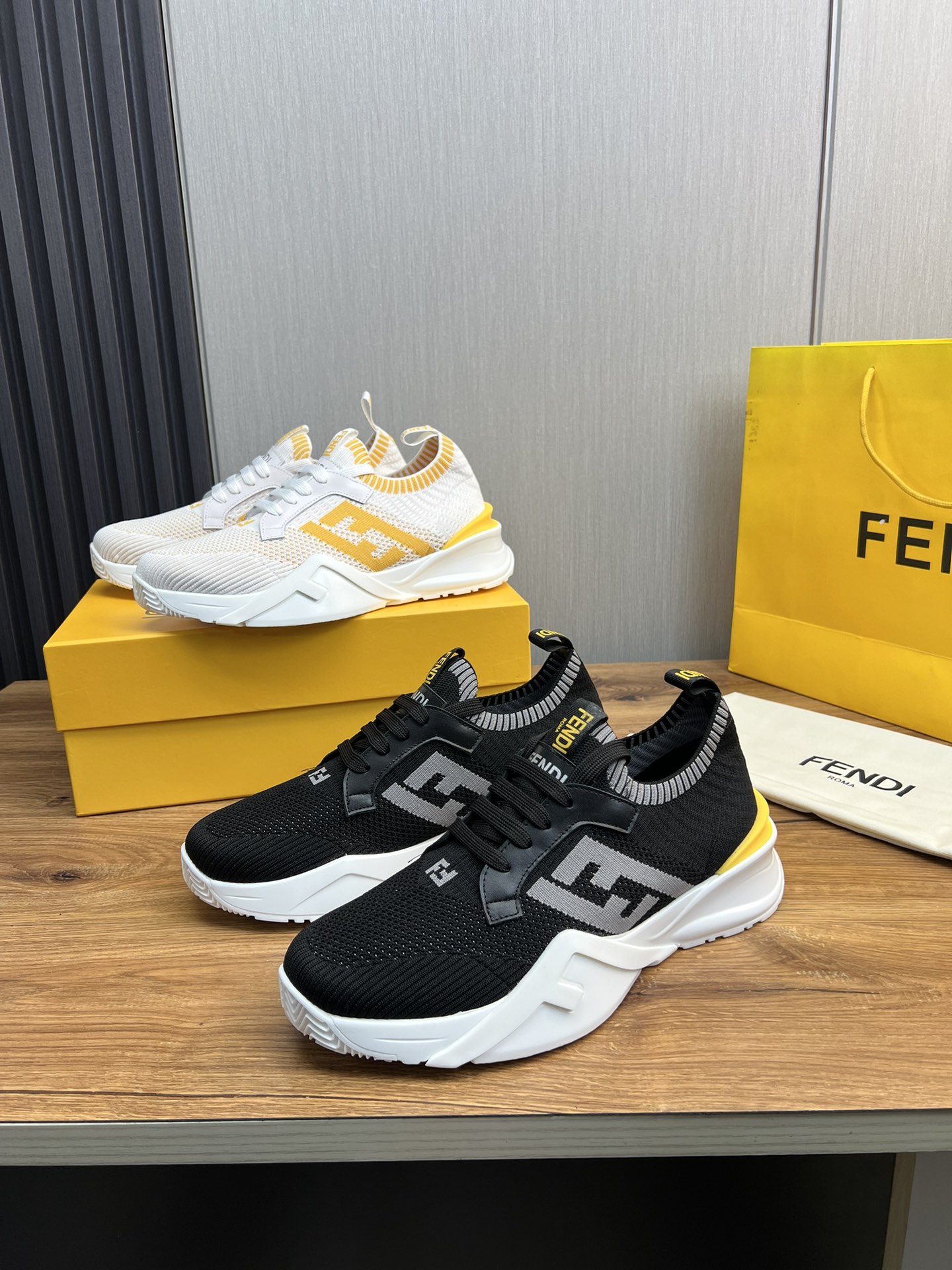 Factory precio FENDI Fendi. Explosiva lista de moda zapatos casuales de los hombres que utilizan la 