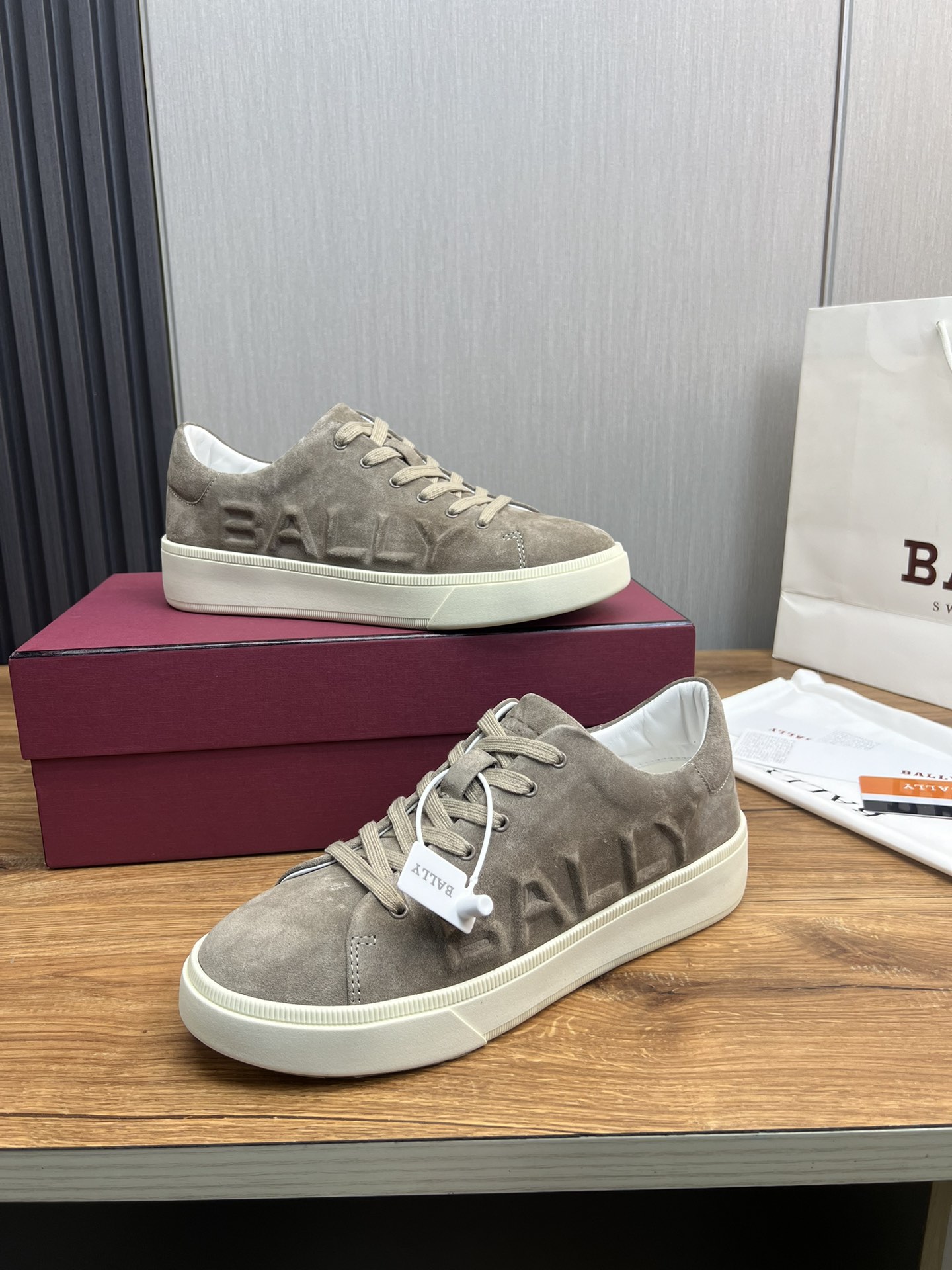 NO:272629,Bally-Bally's original new product series, shipped 1:1, high-end matte cowhide   cowhide inner lining, original foamed large sole, light and comfortable feet!  38-45 (38.45 customized),,bally,cowhide19860909巴利-Bally家原单新品系列,1:1出货 高档磨砂牛皮 牛皮内里,原版发泡大底,轻便舒适脚感！38-45（38.45订做）,,bally,cowhide,Men's shoes