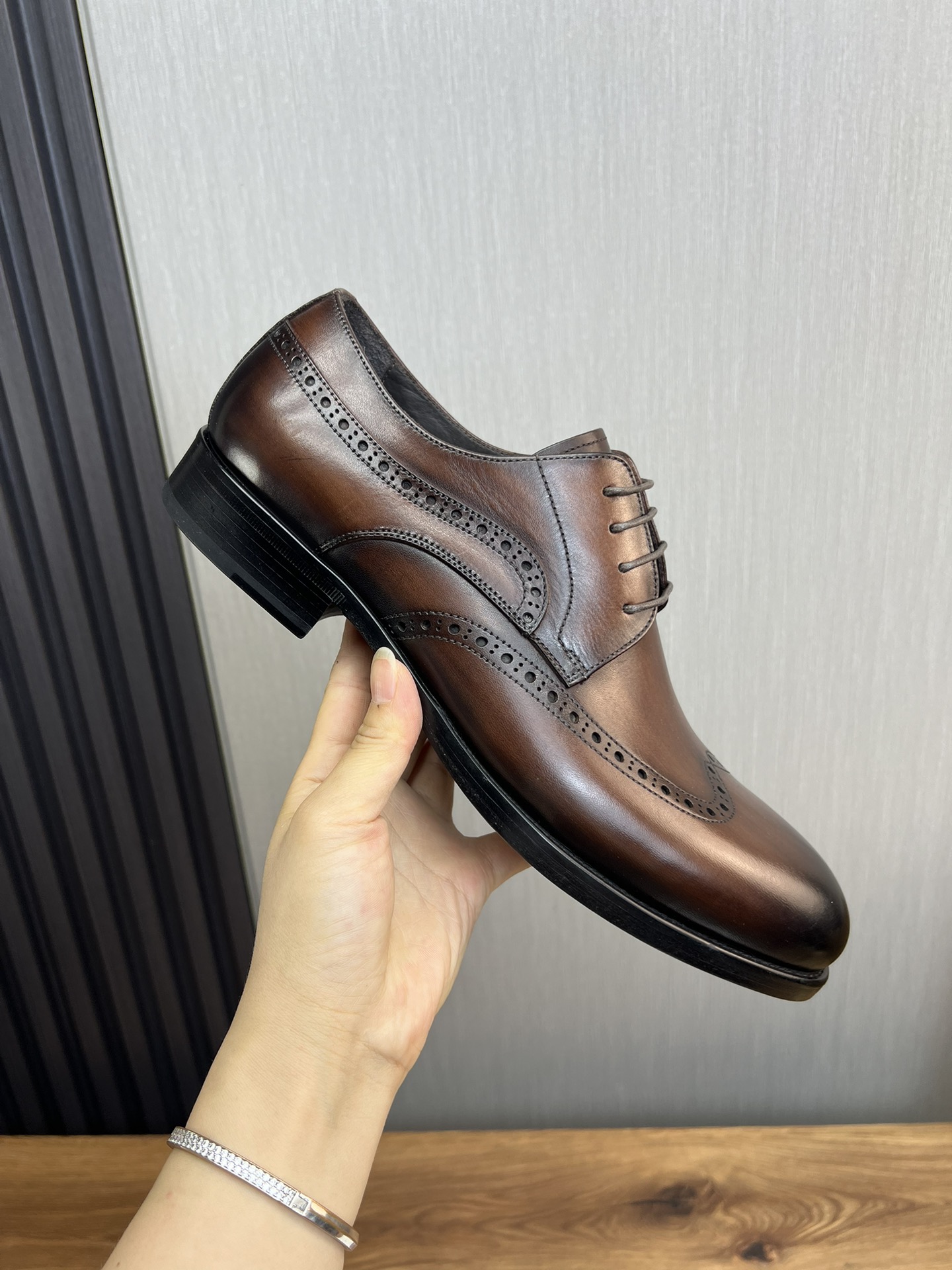 Precio de fábrica 510Berlut* Bruti. Nuevos hombres de color a mano zapatos formales boutique de gama