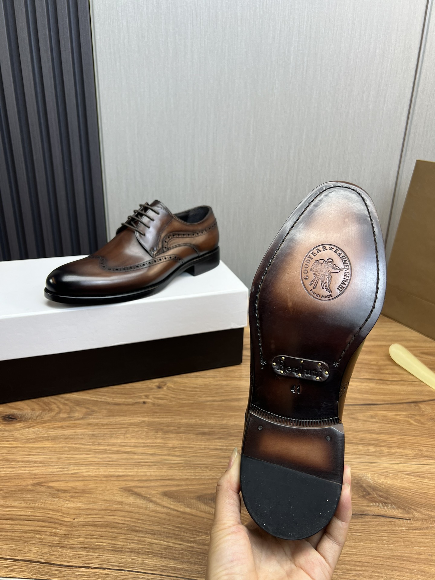 Precio de fábrica 510Berlut* Bruti. Nuevos hombres de color a mano zapatos formales boutique de gama