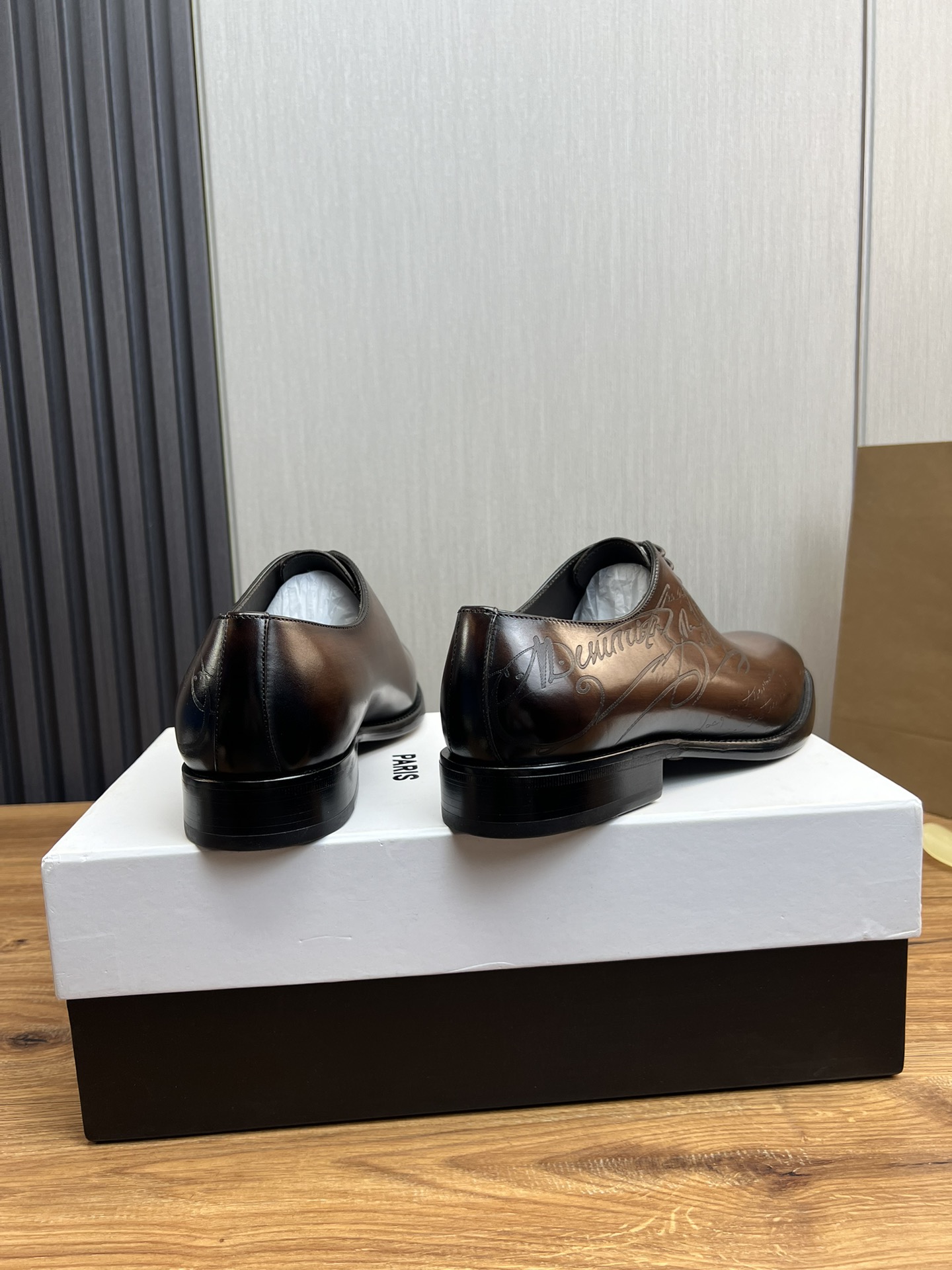 Precio de fábrica 510Berlut* Bruti. Nuevos hombres de color a mano zapatos formales boutique de gama