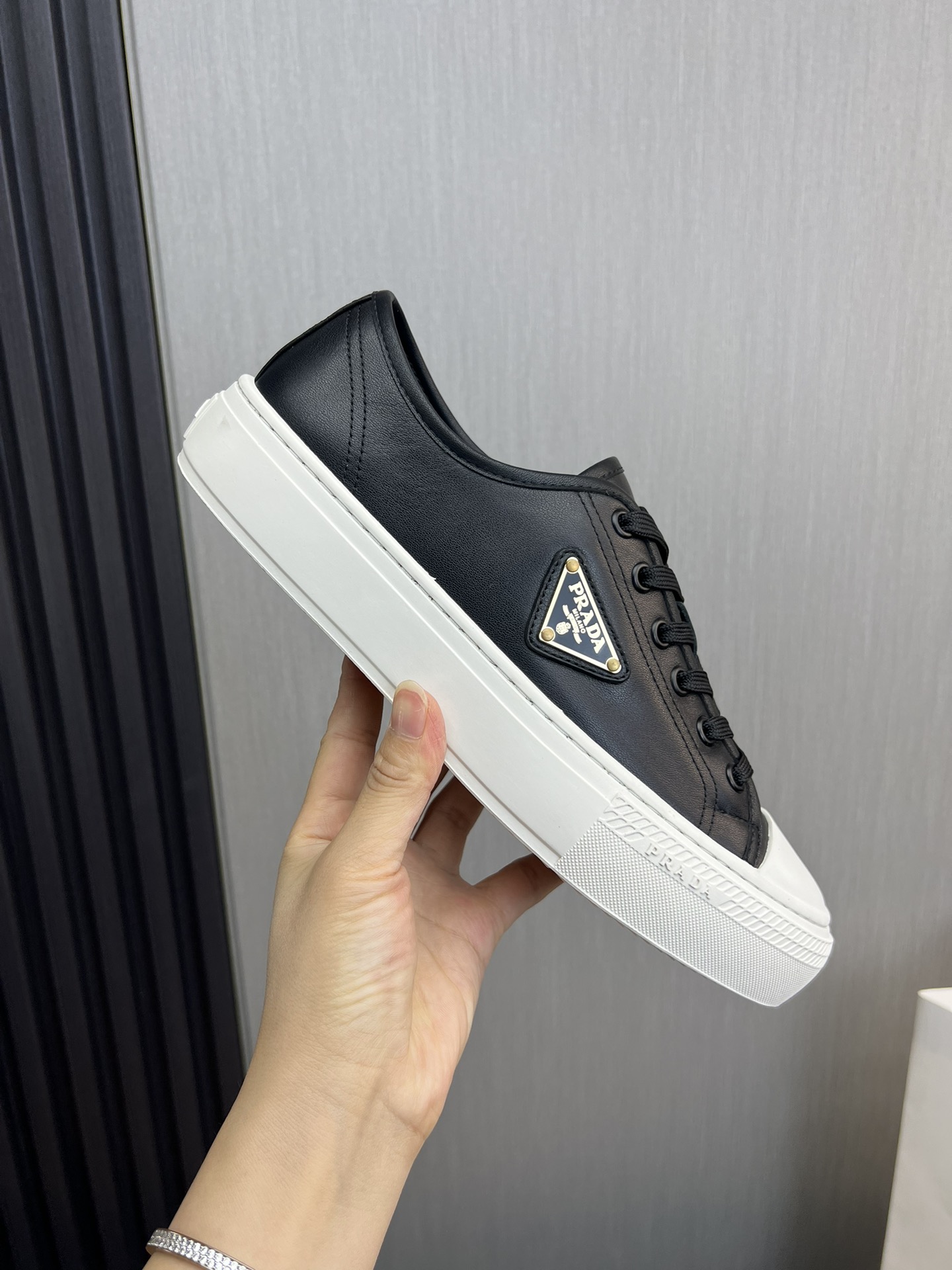 Prada Canvas Shoes Shop the Best High Quality
 Canvas Cowhide