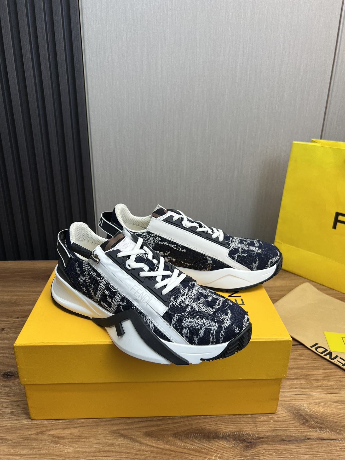 Fendi Men's Fashionable Casual Sneakers Designer Leather Shoes 4 i1726341524 9108 8