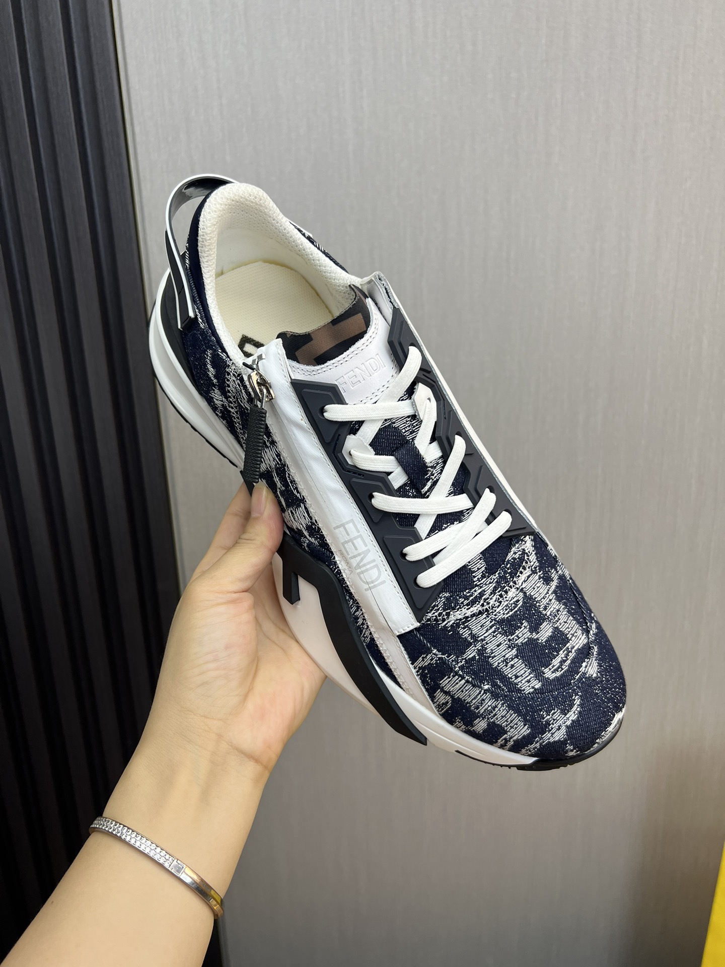 Fendi Men's Fashionable Casual Sneakers Designer Leather Shoes 8 i1726341524 940 12