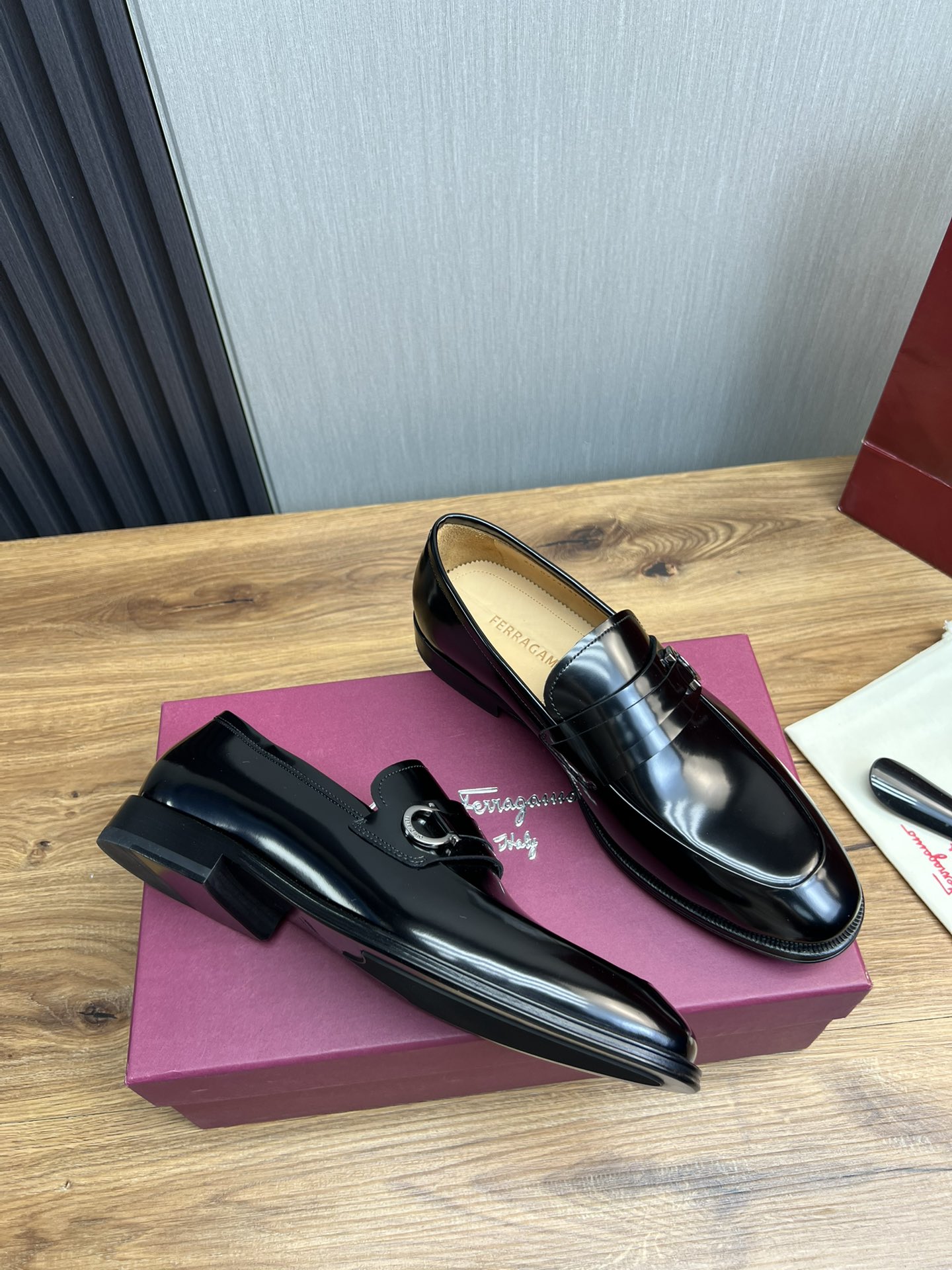 Ferragamo Men's Leather Loafers - Business Casual Shoes, Premium Quality 7 i1731265197 1689 2