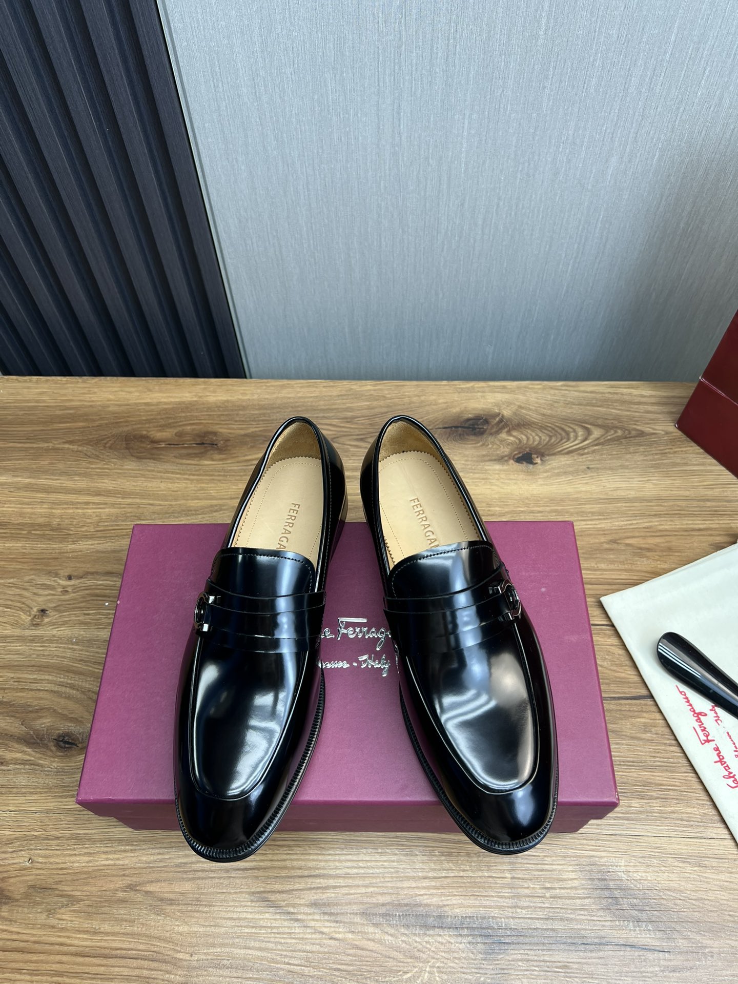 Ferragamo Men's Leather Loafers - Business Casual Shoes, Premium Quality 3 i1731265198 6820 8