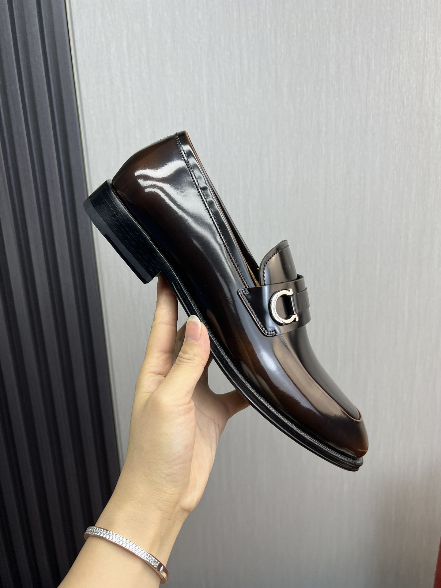 Ferragamo Men's Leather Loafers - Premium Comfort & Style, Sizes 39-44 8 i1731265273 8280 7