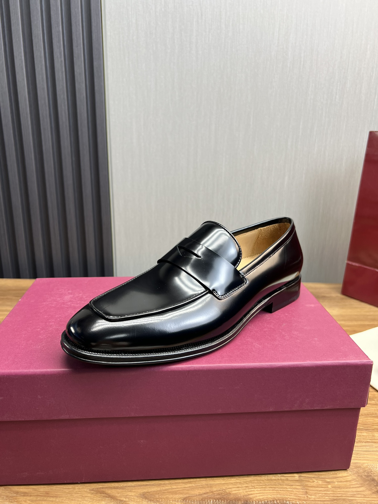 Ferragamo Men's Business Casual Leather Loafers with Genuine Leather Sole 2 i1731265406 4763 0
