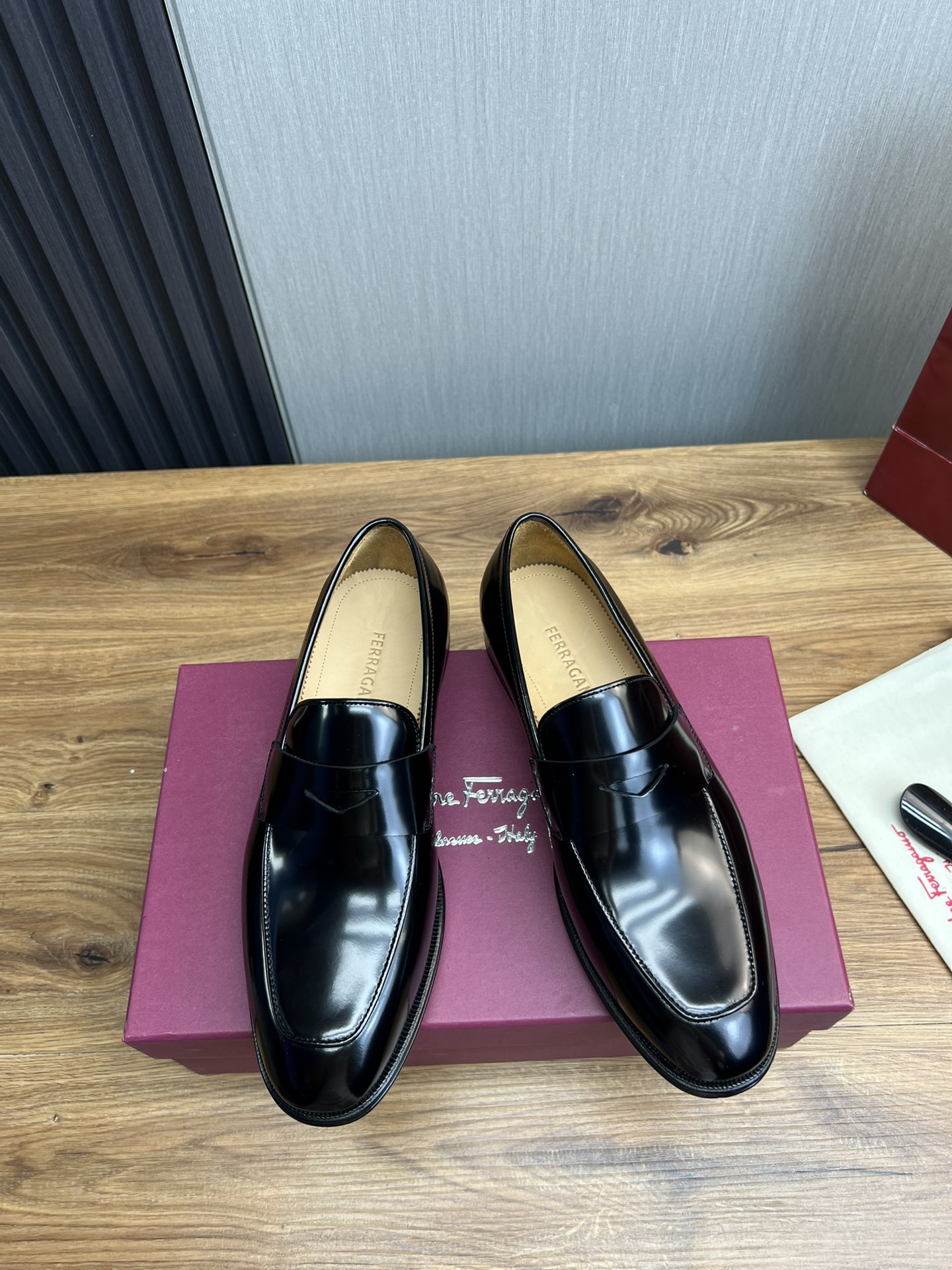 Ferragamo Men's Business Casual Leather Loafers with Genuine Leather Sole 3 i1731265406 6809 4