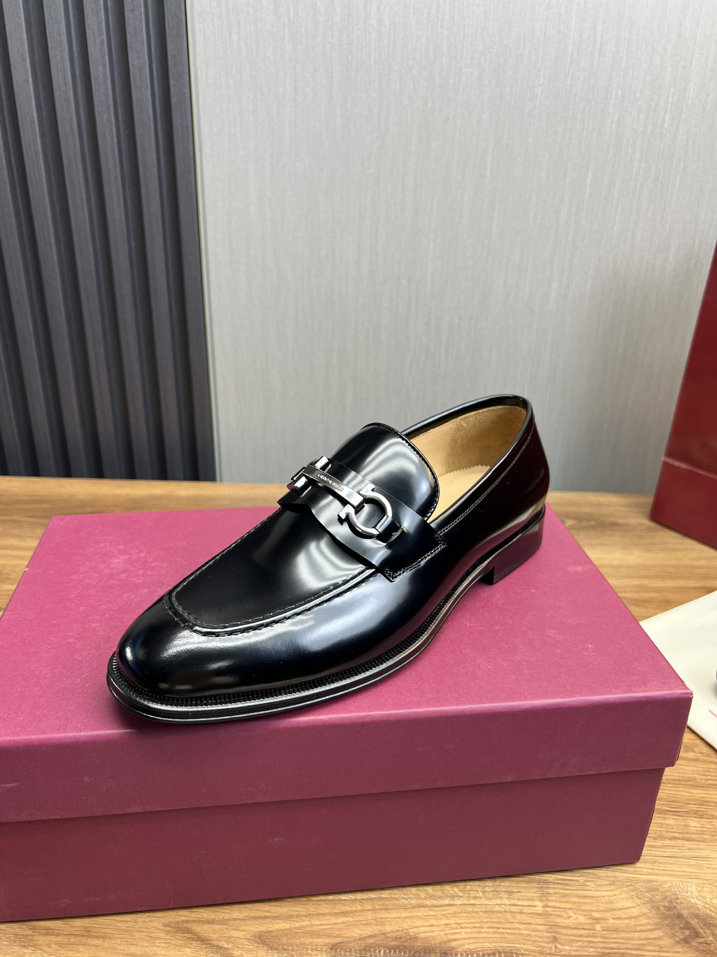 Ferragamo Men's Black Leather Loafers with Silver Hardware, Sizes 39-44 2 i1731265740 396 6