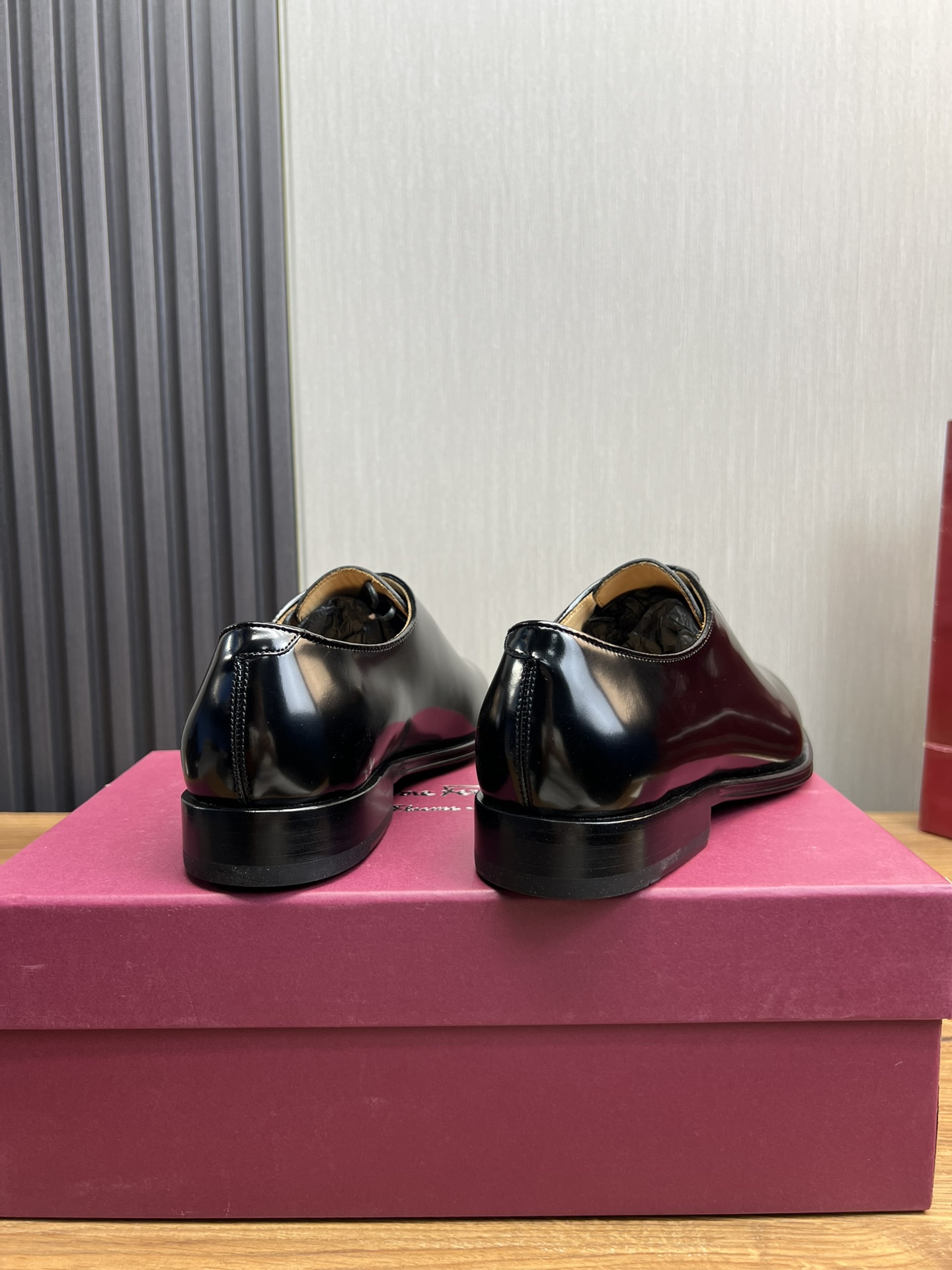 Ferragamo Men's Business Casual Leather Shoes - Premium Quality & Comfort 6 i1731266149 5809 1