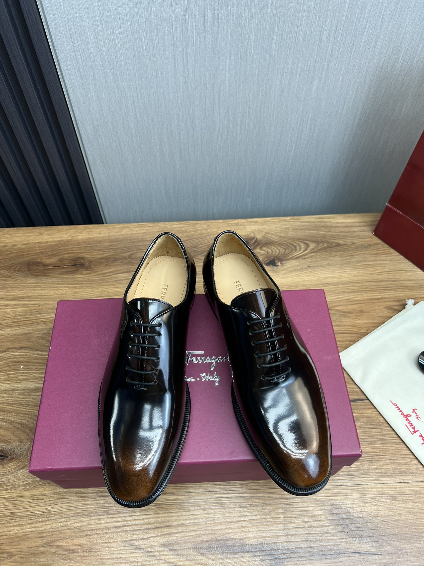 Ferragamo Men's Business Casual Leather Shoes 3 i1731266209 8667 0