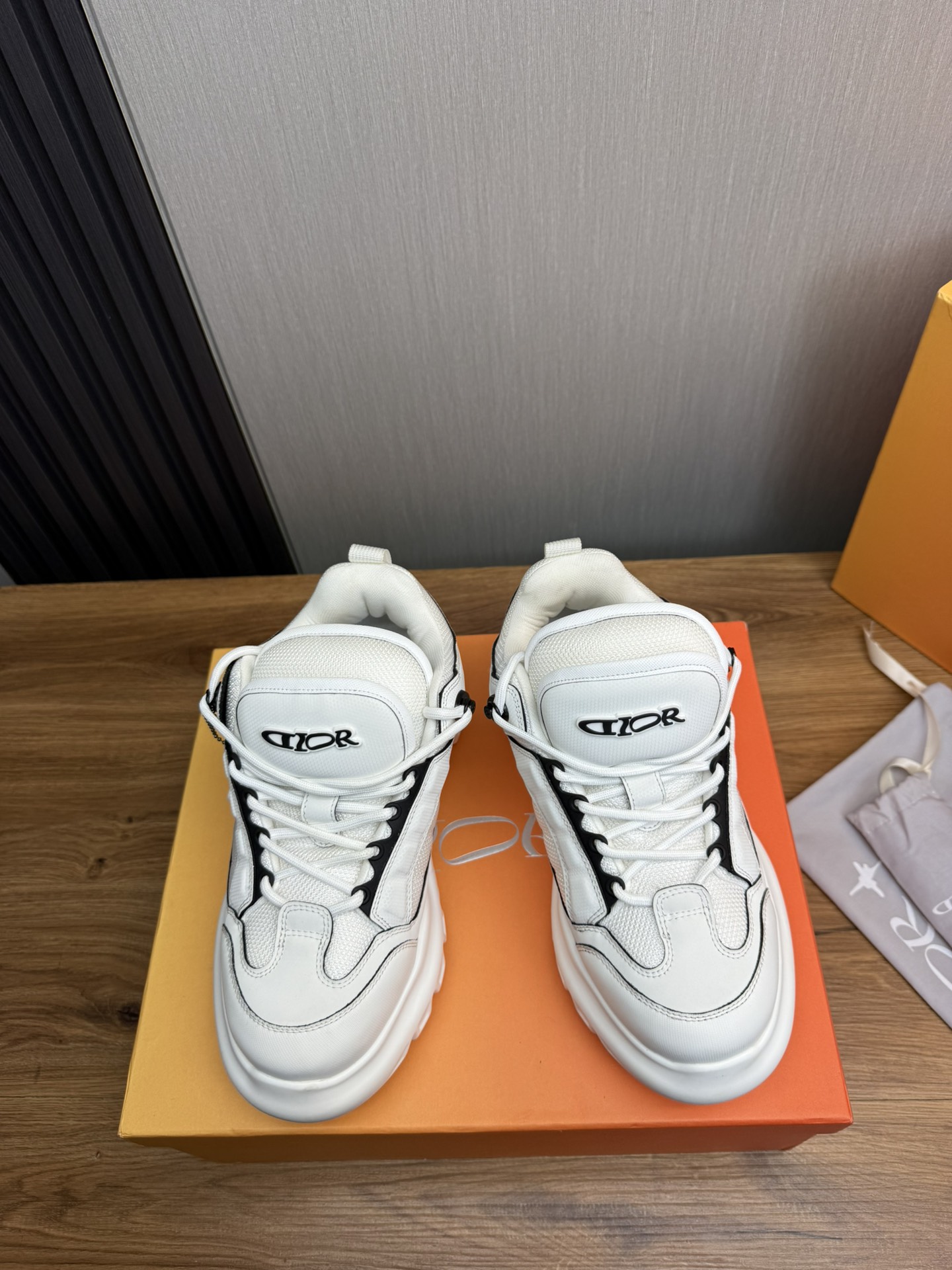 Top calidad precio de fábrica 380Dior x Levis Hamilton 2025 principios de primavera zapatos pops de 