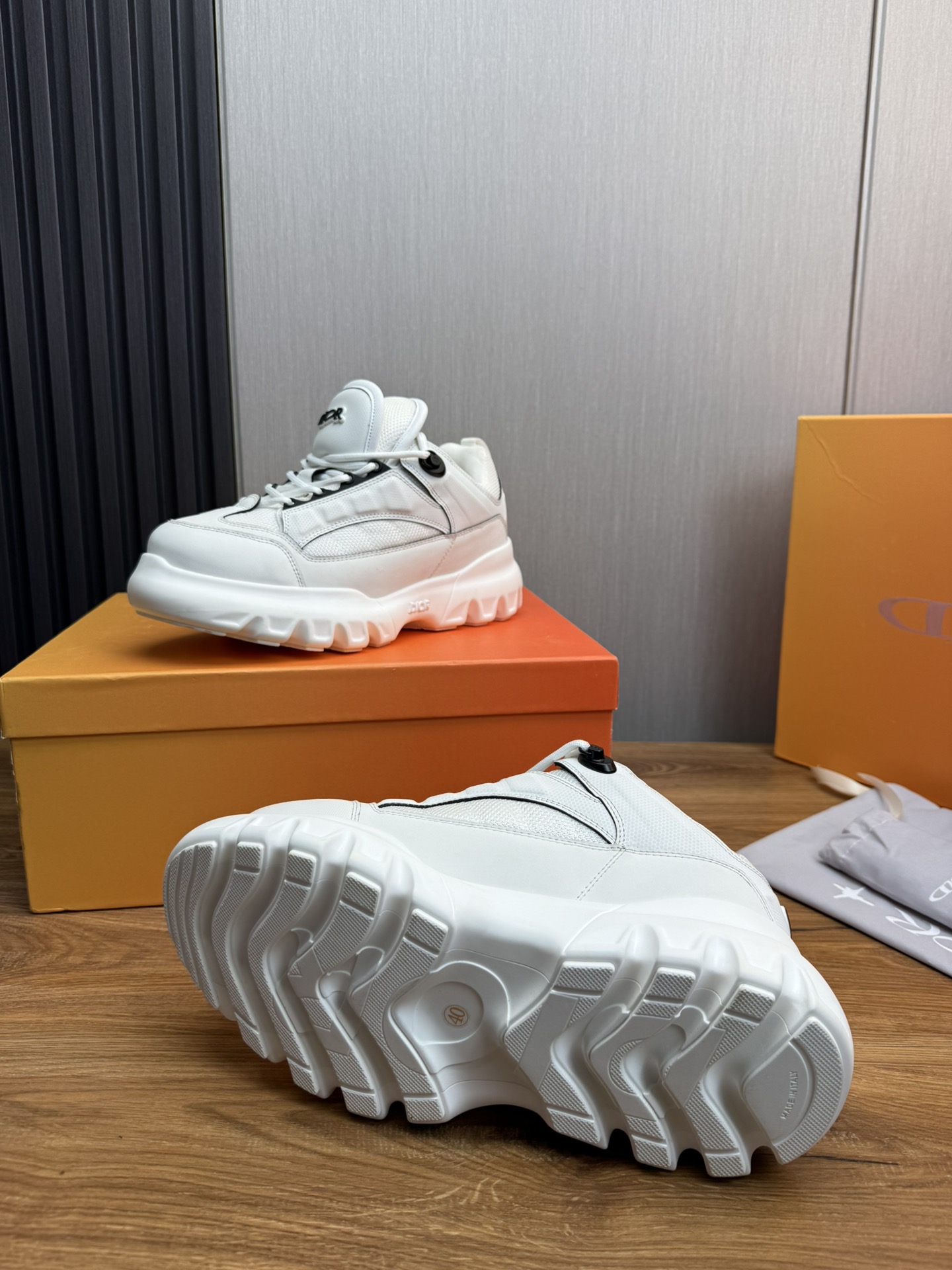 Top calidad precio de fábrica 380Dior x Levis Hamilton 2025 principios de primavera zapatos pops de 