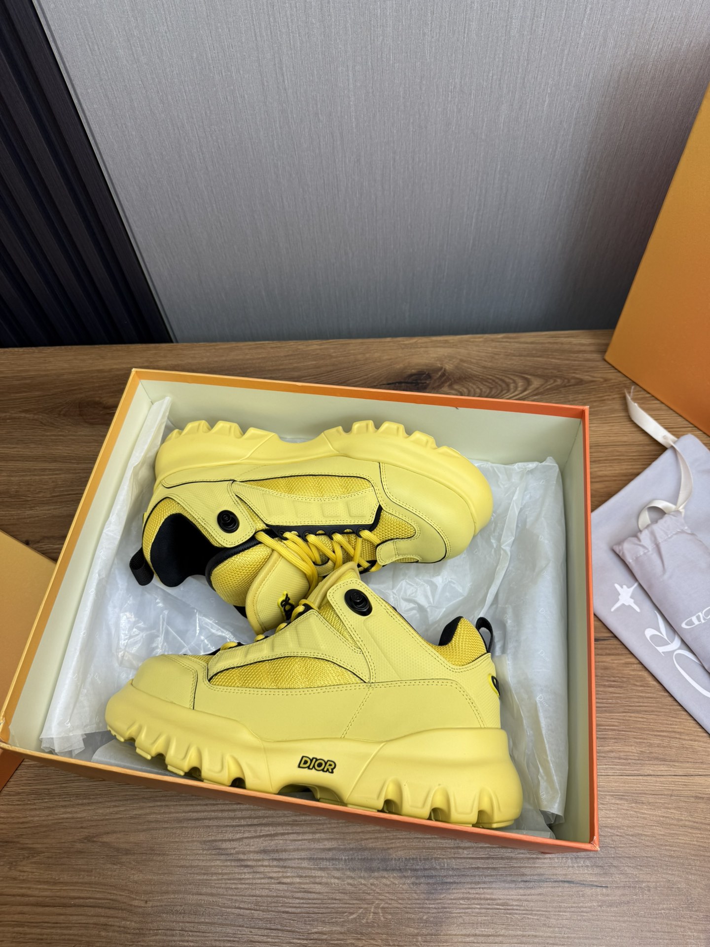 Top calidad precio de fábrica 380Dior x Levis Hamilton 2025 principios de primavera zapatos pops de 