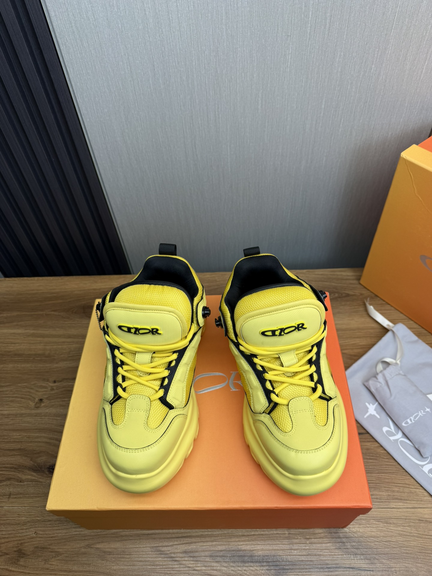 Top calidad precio de fábrica 380Dior x Levis Hamilton 2025 principios de primavera zapatos pops de 