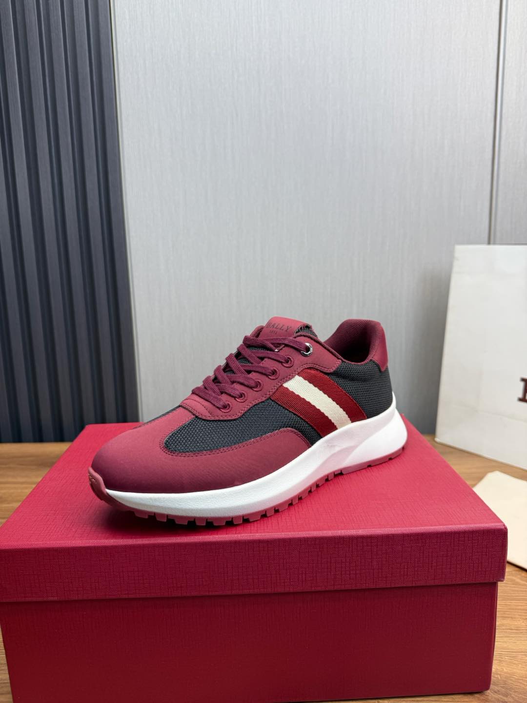 NO:271151,Bally-Bally's original autumn and winter new product series, shipped 1:1, high-end cowhide splicing elastic cloth   cowhide inner lining, original anti-slip and wear-resistant large sole, light and comfortable foot feeling!  38-45 (38.45 customized),,bally,cowhide19860909巴利-Bally秋冬原单新品系列,1:1出货 高档牛皮拼接弹力布 牛皮内里,原版防滑耐磨大底,轻便舒适脚感！38-45（38.45订做）,,bally,cowhide,Men's shoes