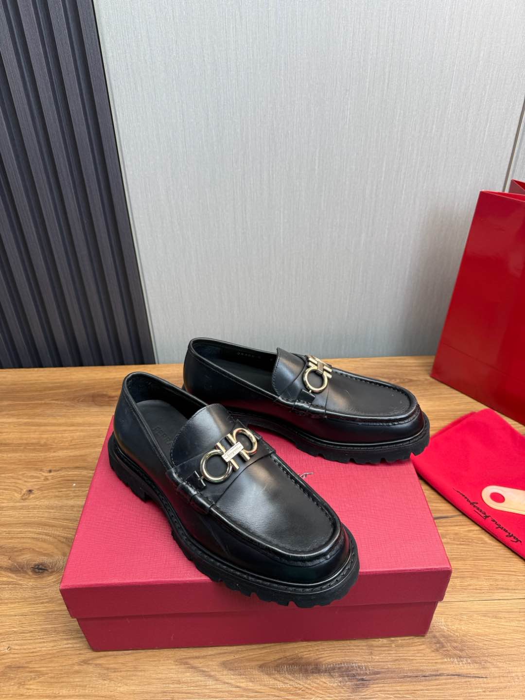 Ferragamo Men's Black Leather Loafers Business Casual Shoes Size 39-44 4 i1735847303980 9840 0 5