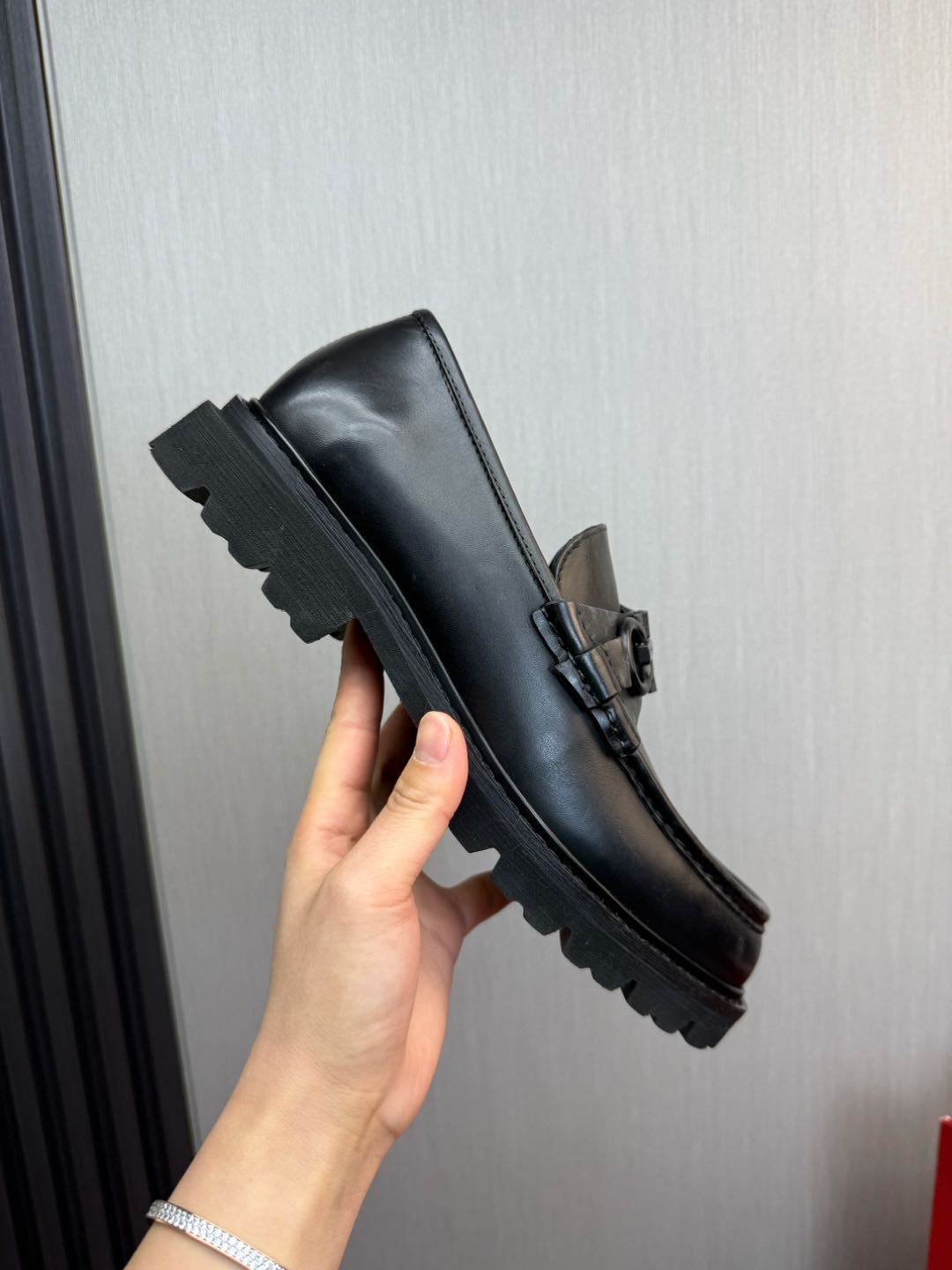 Ferragamo Men's Business Casual Leather Shoes Top Grade Cowhide Loafers 8 i1735847362006 8443 0 0