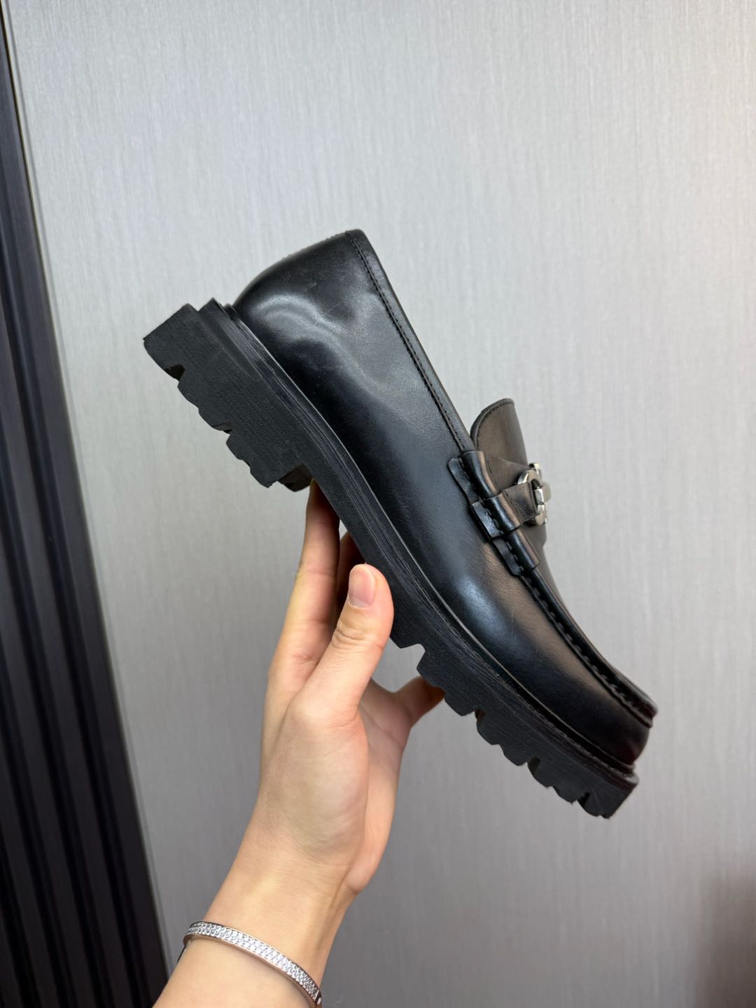 Ferragamo Men's Black Leather Loafers, Top Quality, Comfortable Experience 8 i1735847519232 7855 0 1